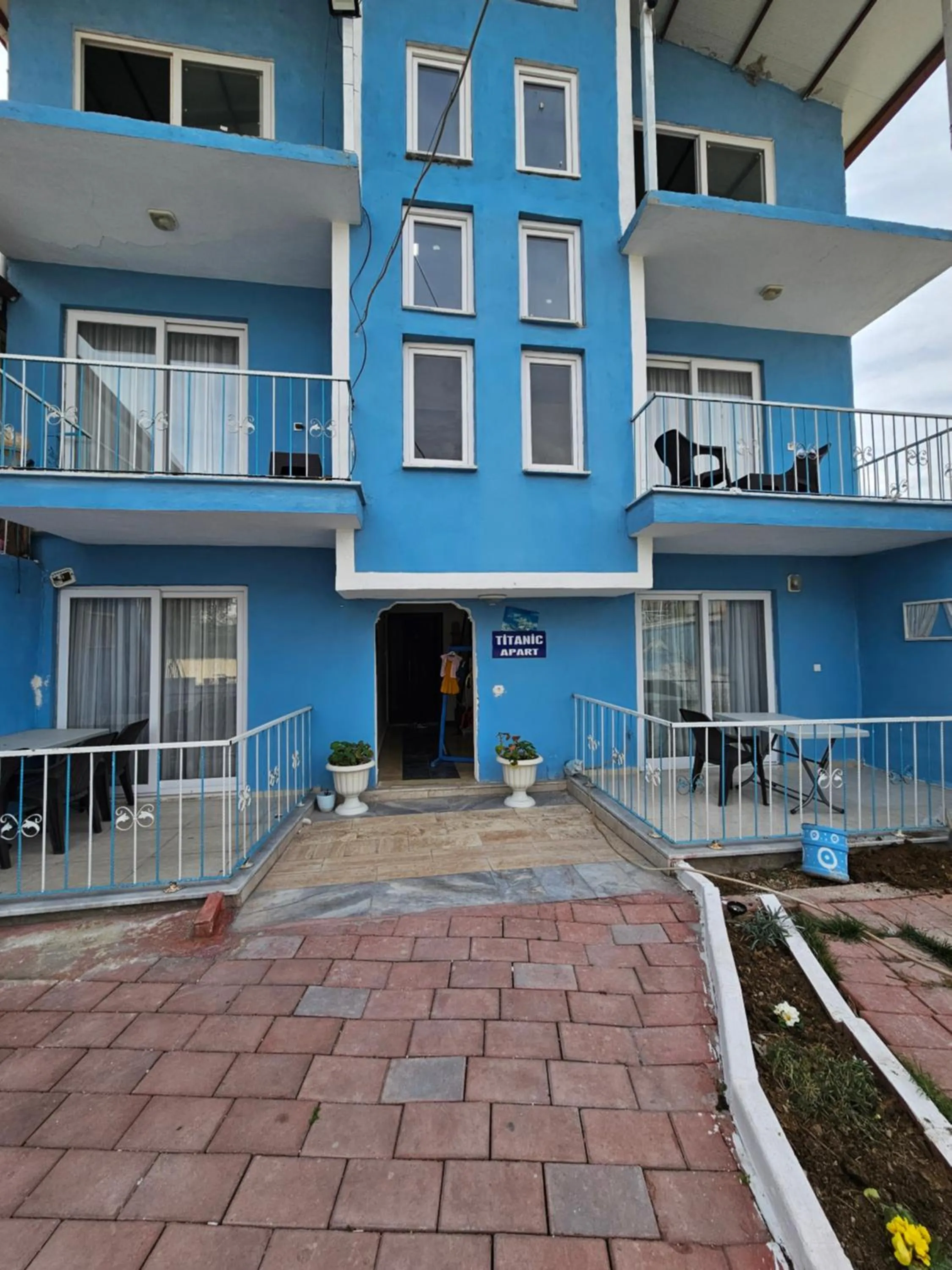 Property building in The Titanic House