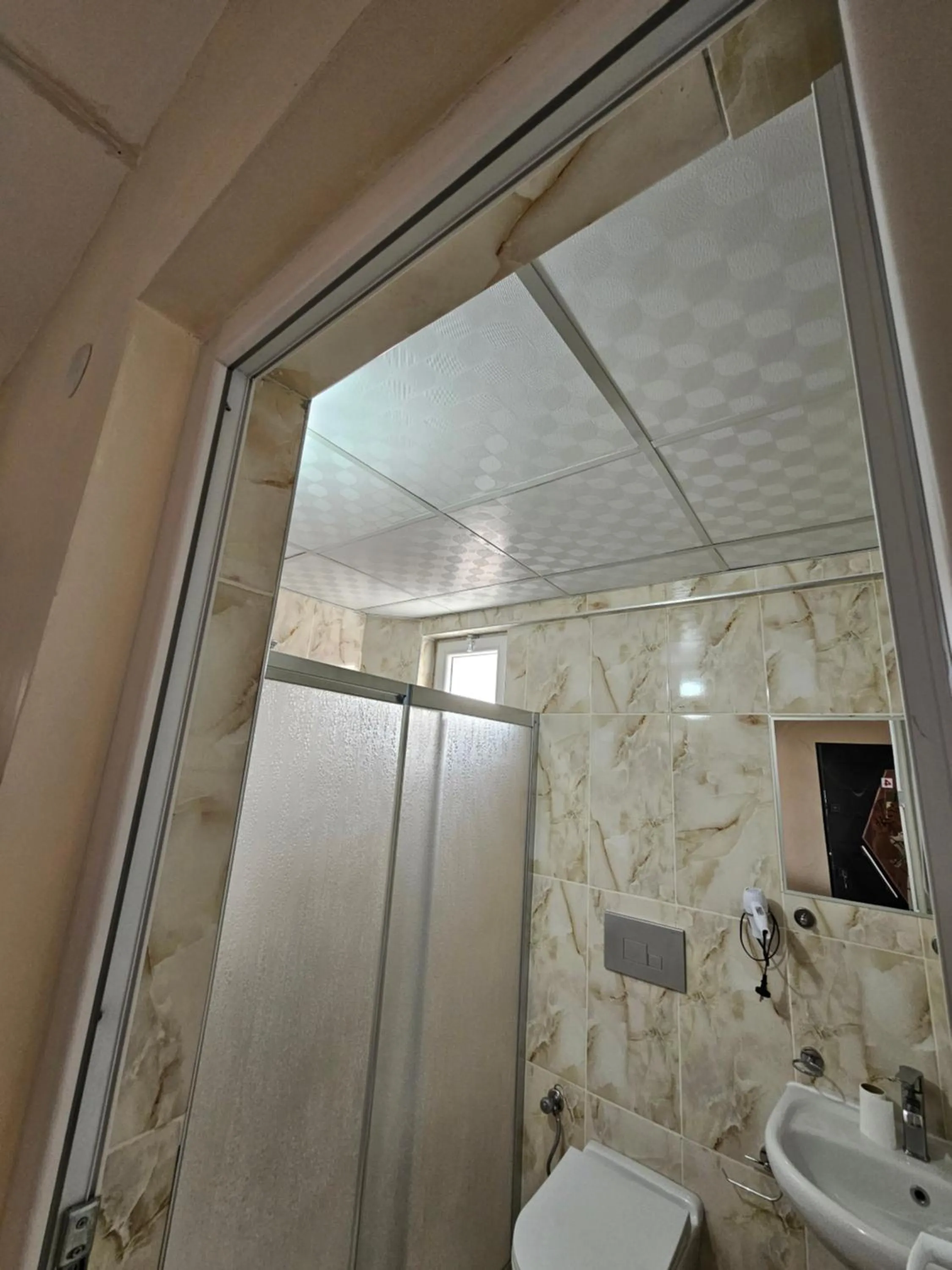 Shower in The Titanic House