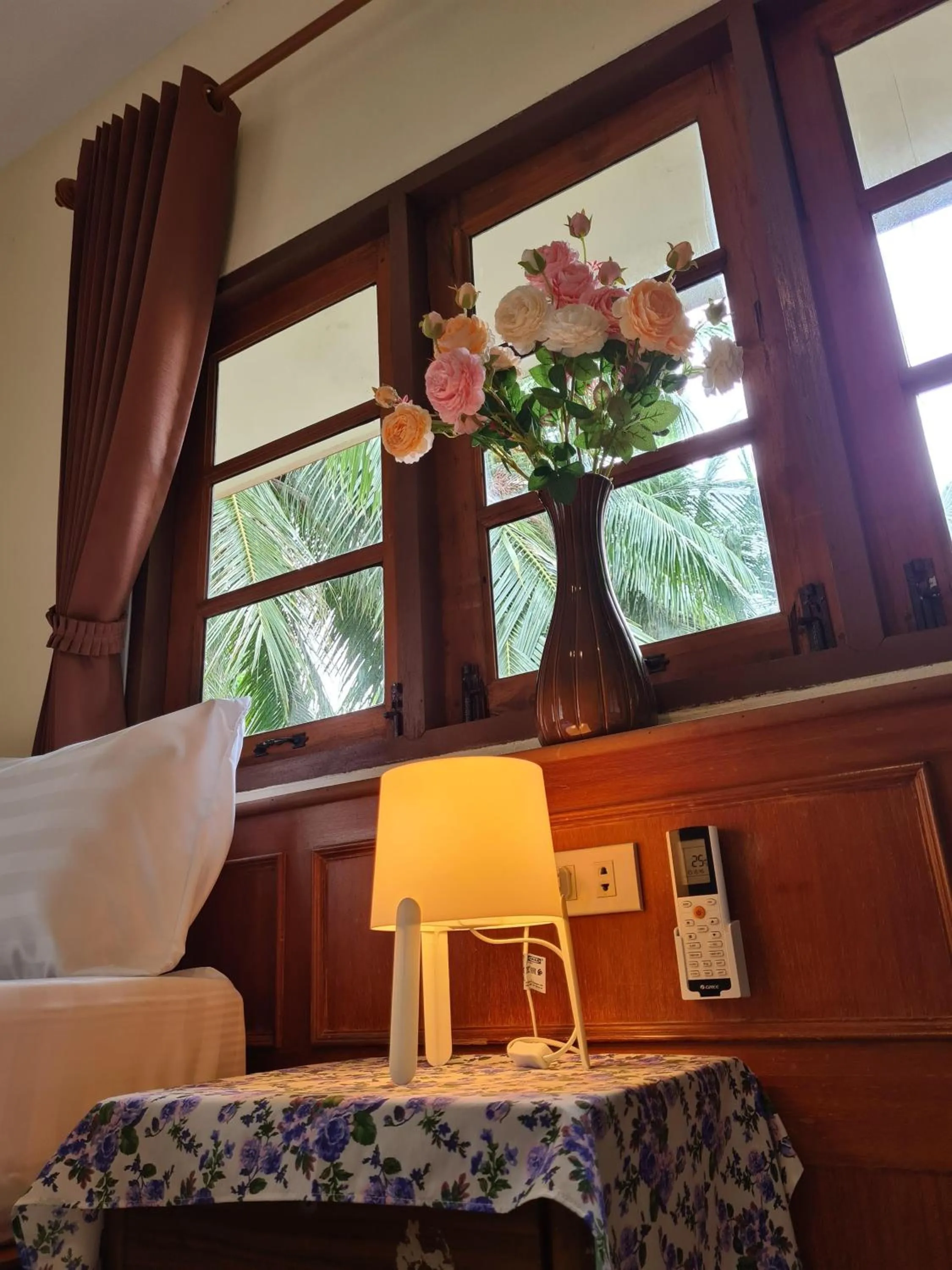 Phangan Villa Bungalows