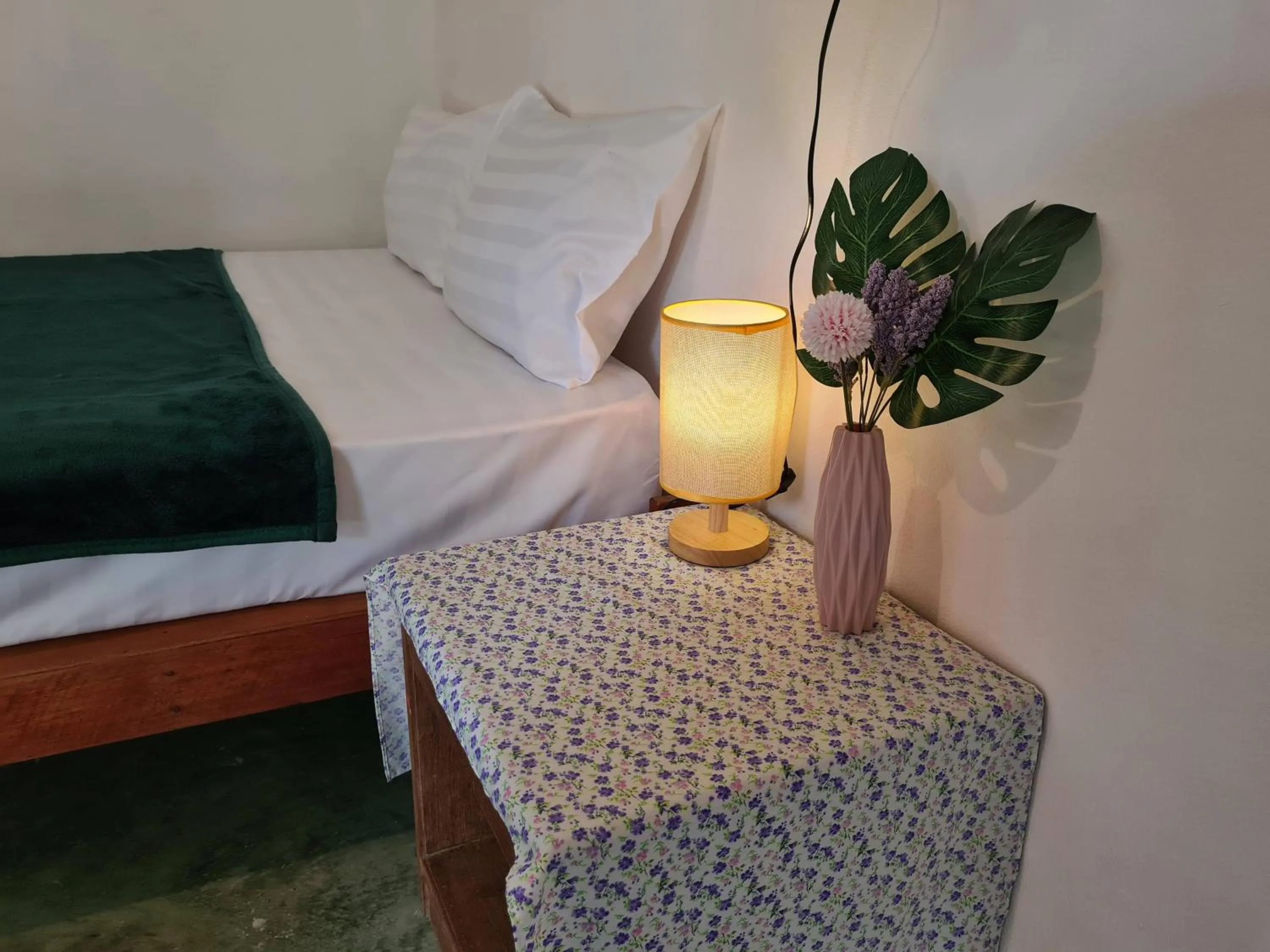 Bed in Phangan Villa Bungalows
