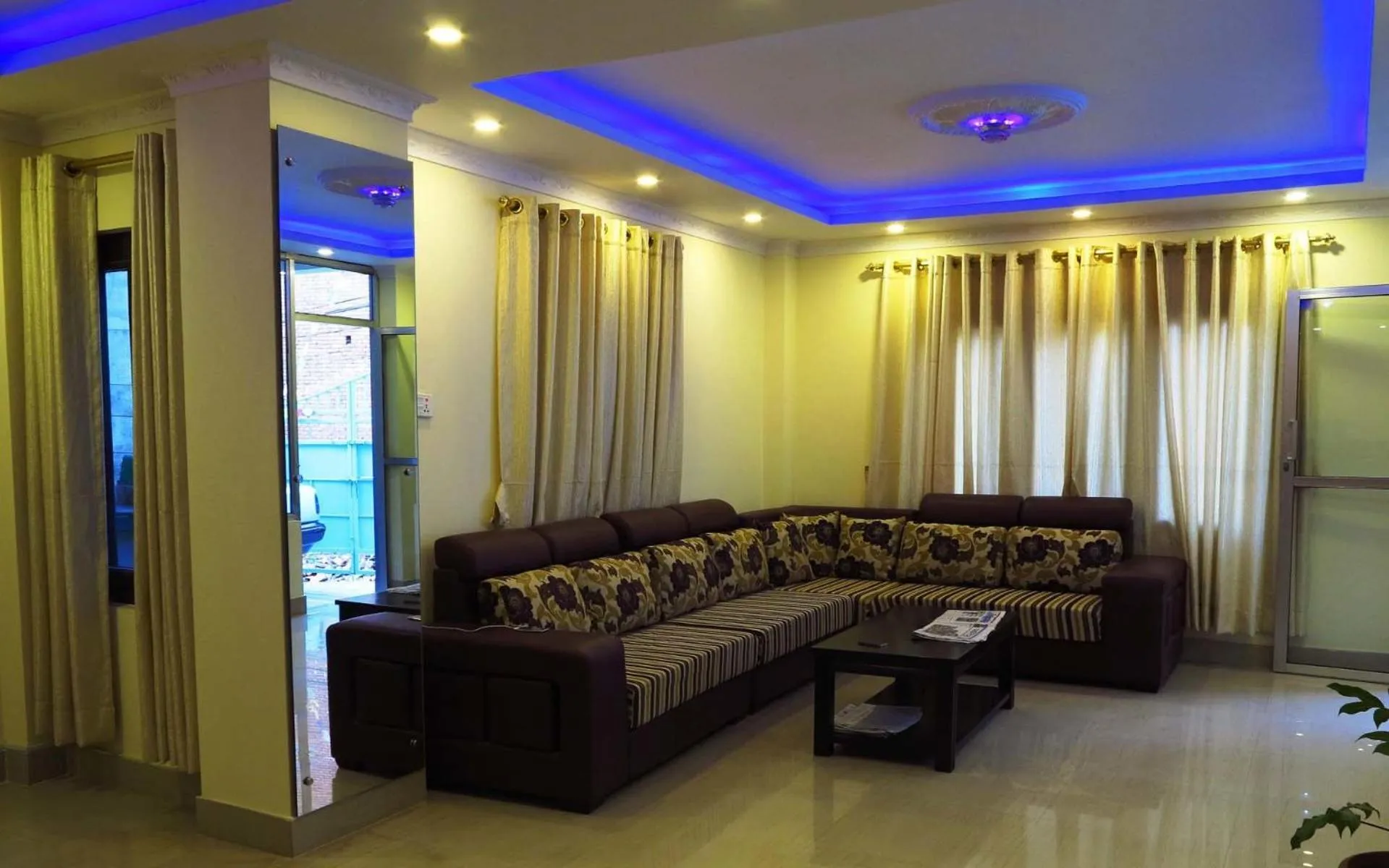 Lobby or reception in Avalon House