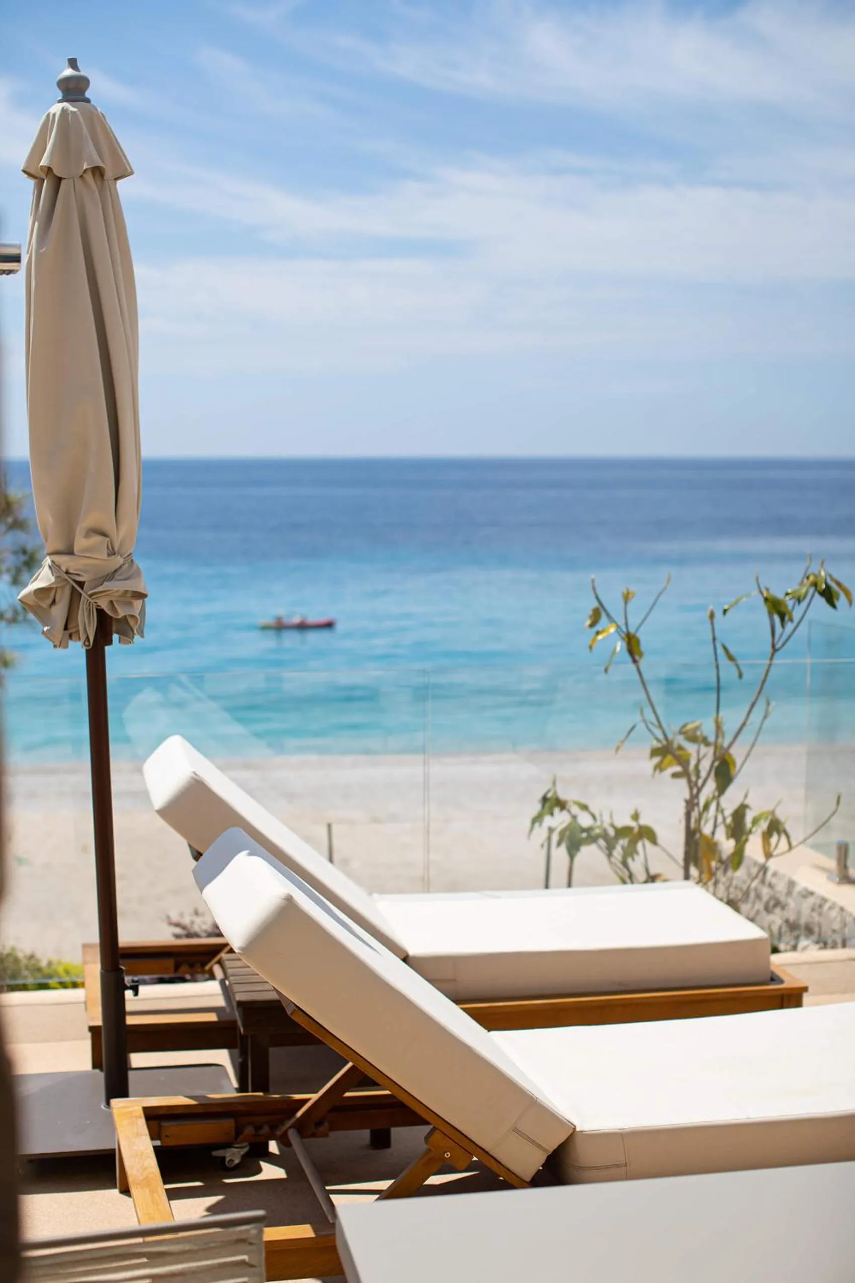 Presidential Villa in Drymades Inn Resort