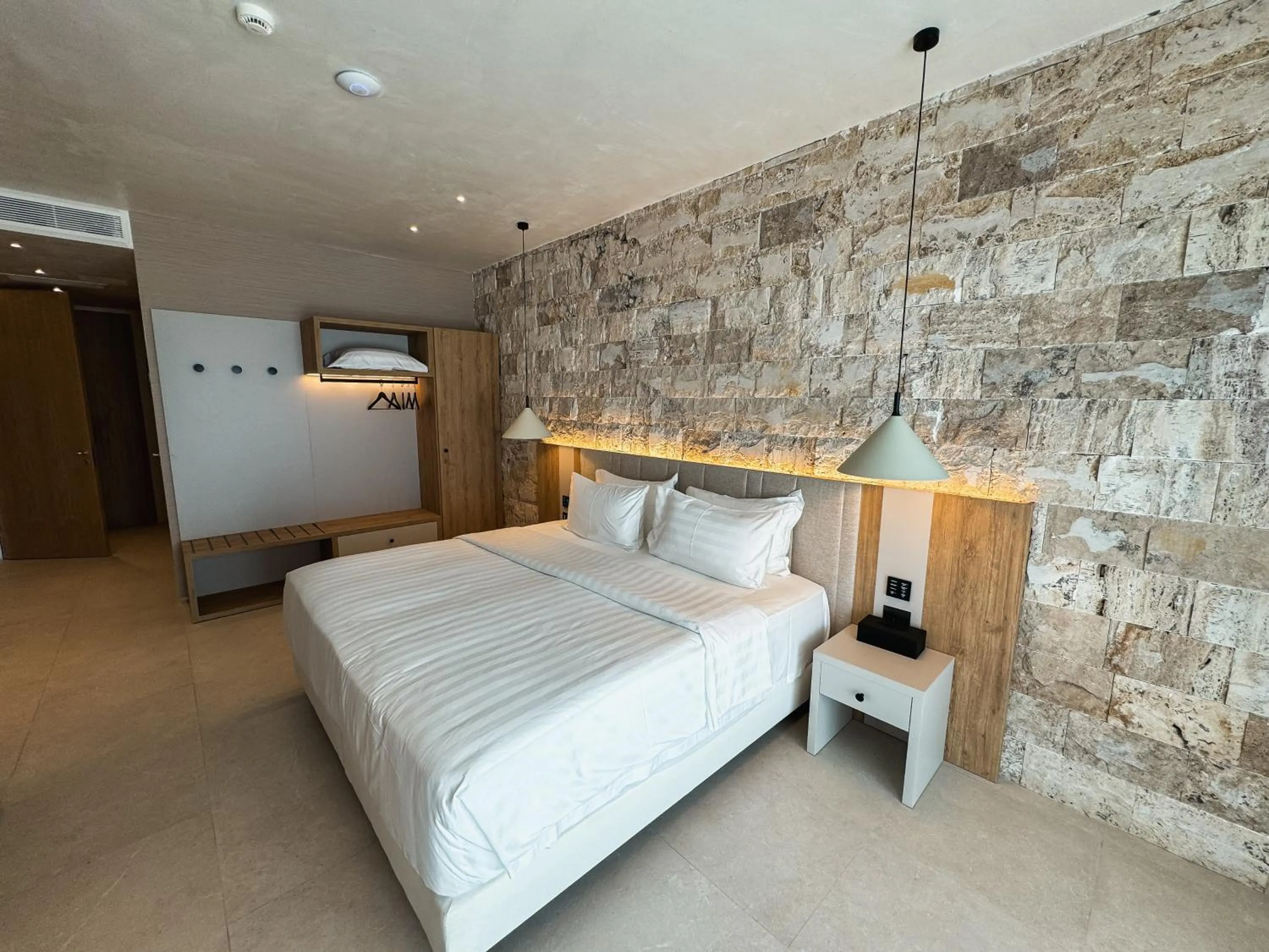 Drymades Inn Resort