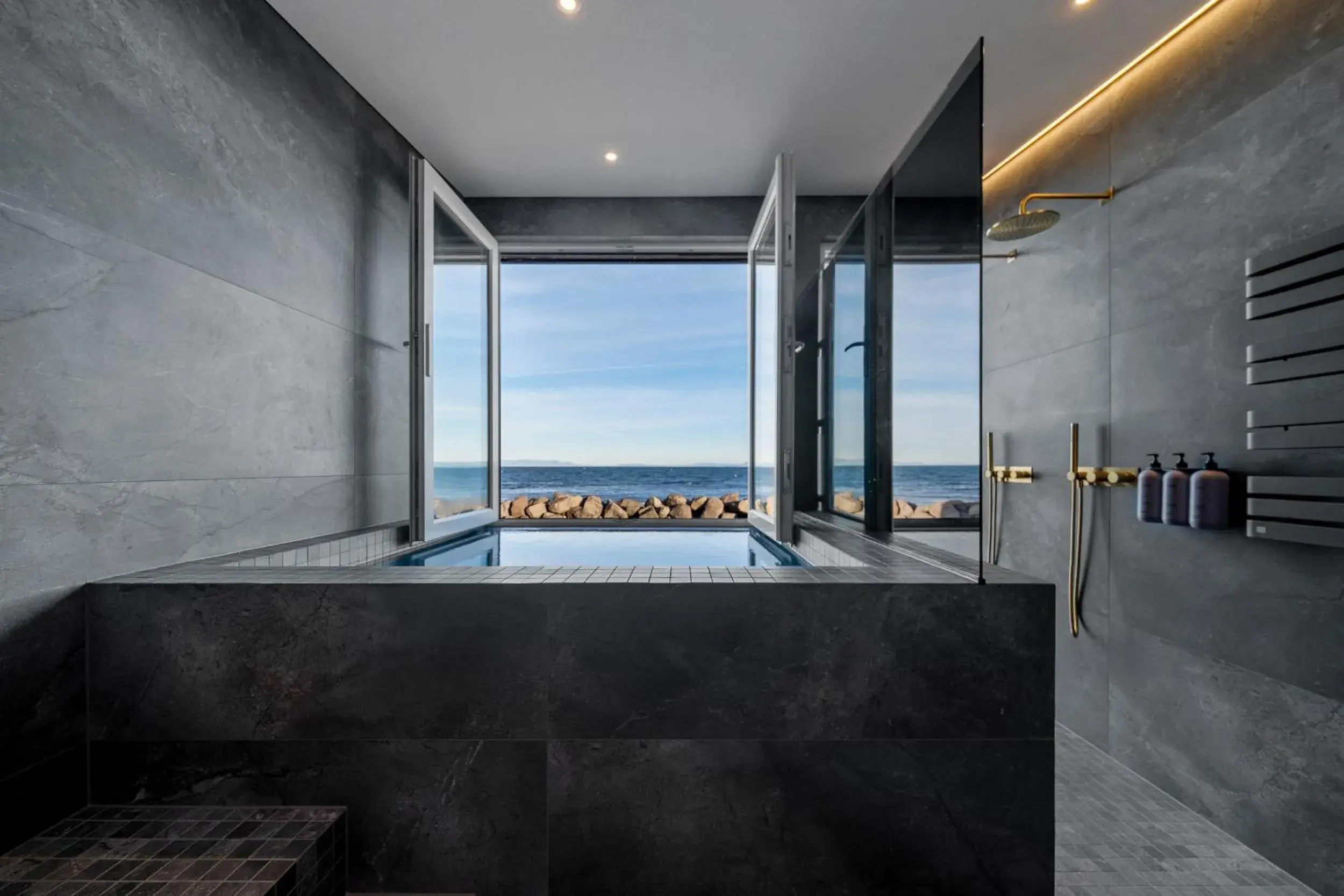 Apartment - Ground Floor in Bay View Apartments Apartment - Ground Floor in Bay View Apartments