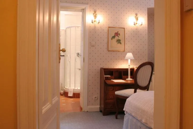 Photo of the whole room, Bed in Dom Pugetów