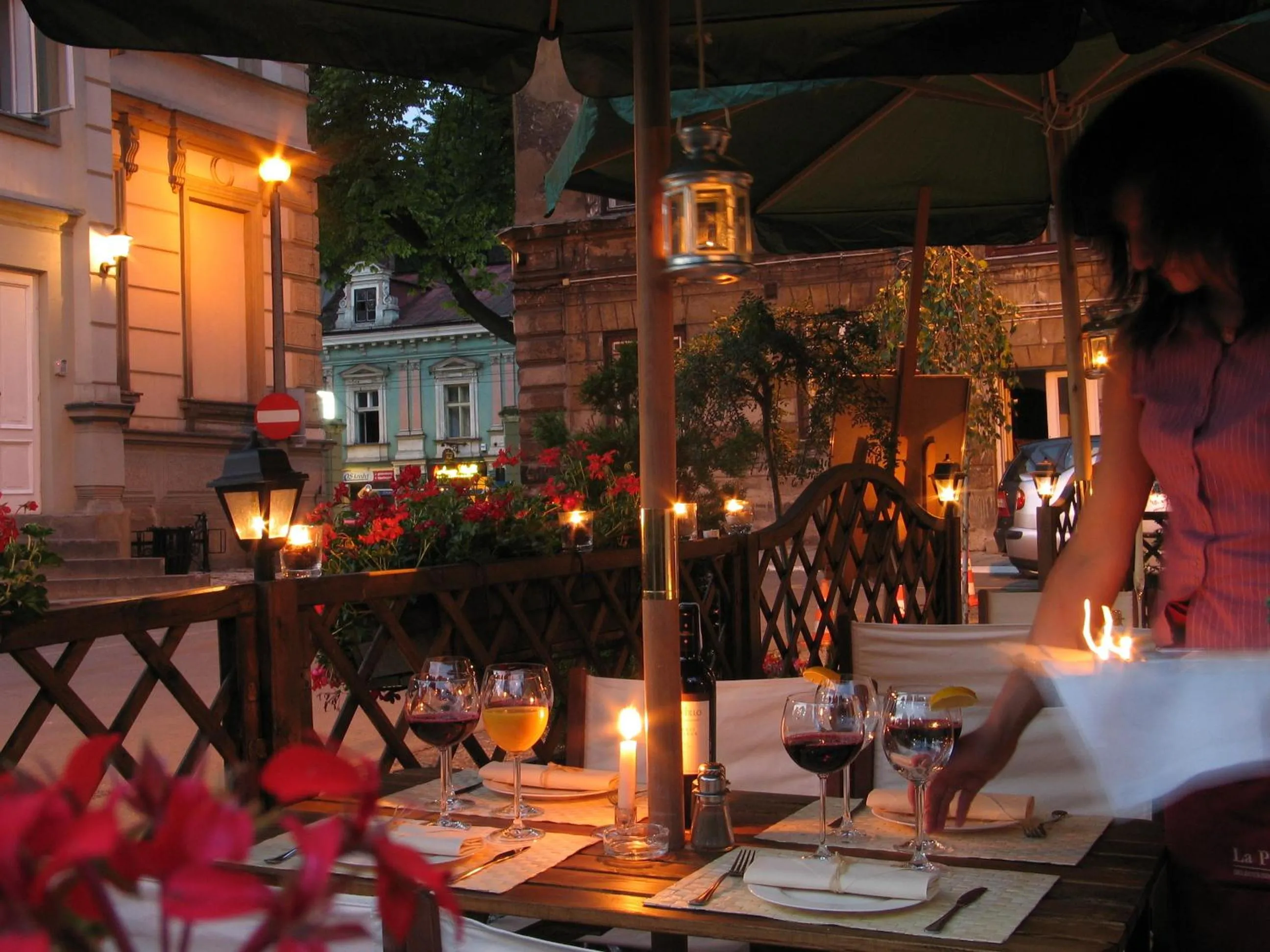 Restaurant/places to eat in Dom Pugetów