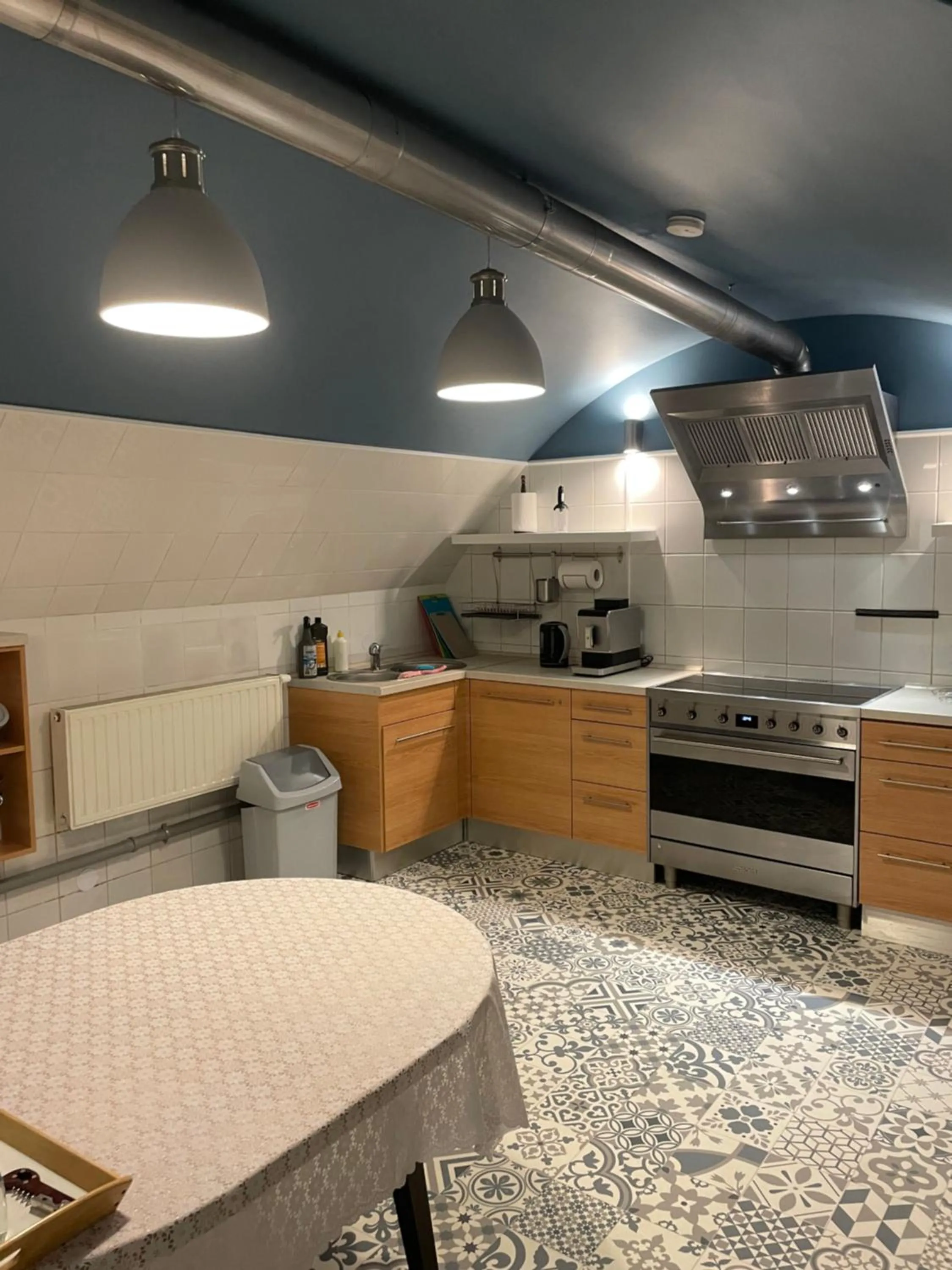 Communal kitchen in Dom Pugetów