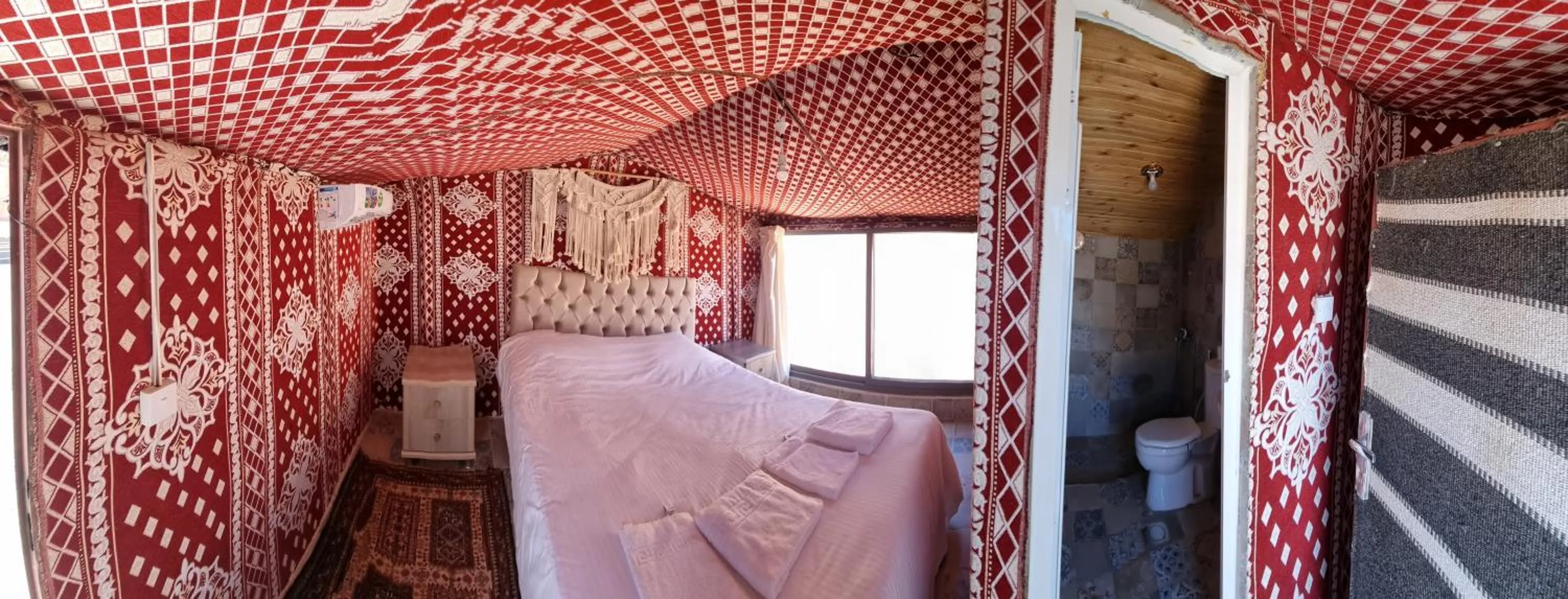 Double Room with Private Bathroom - single occupancy in Obeid's Bedouin Life Camp