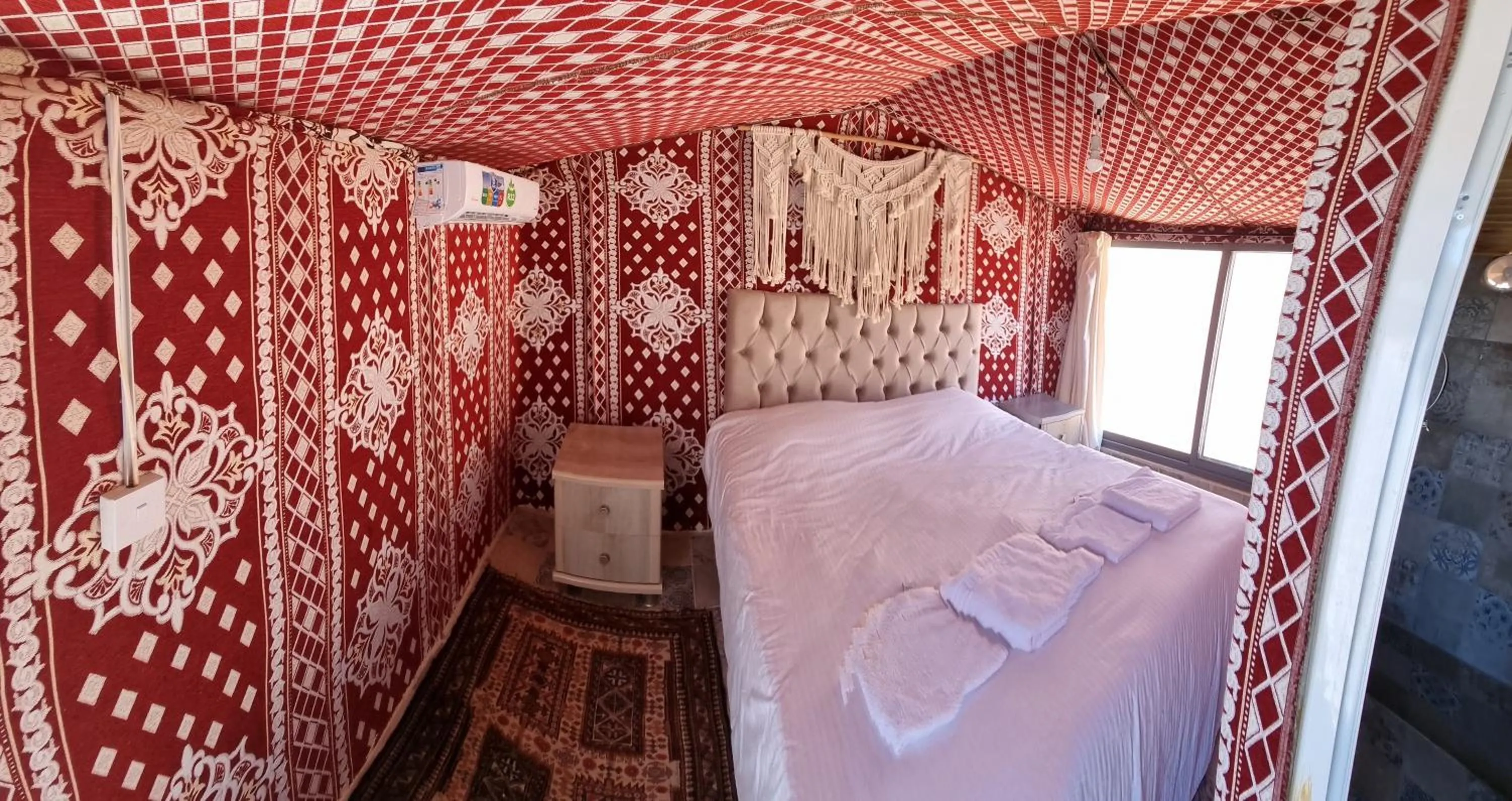 Bed in Obeid's Bedouin Life Camp