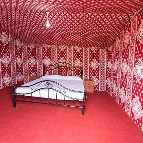 Bed in Obeid's Bedouin Life Camp