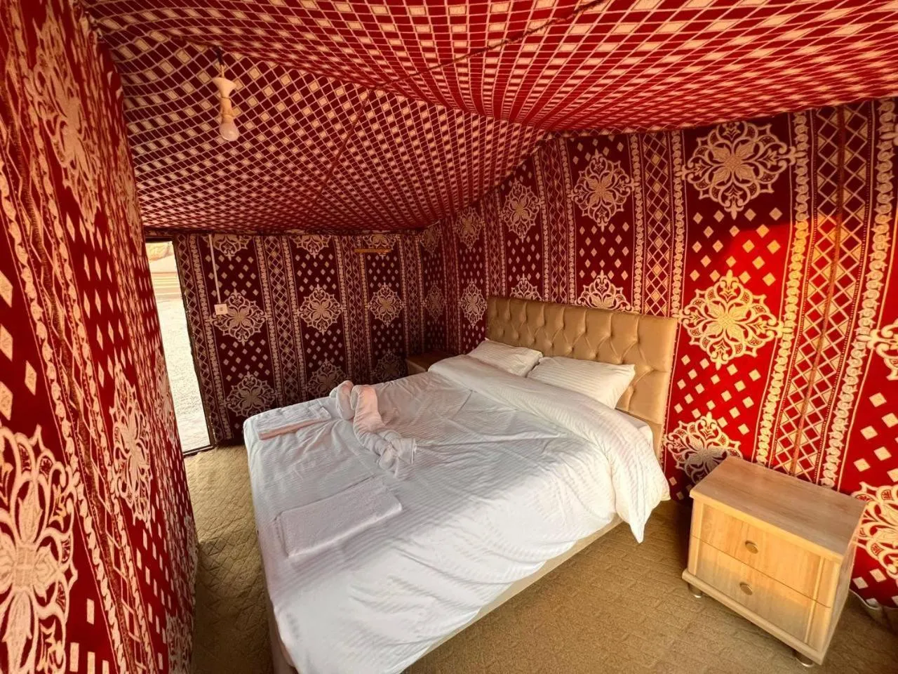 Bed in Obeid's Bedouin Life Camp