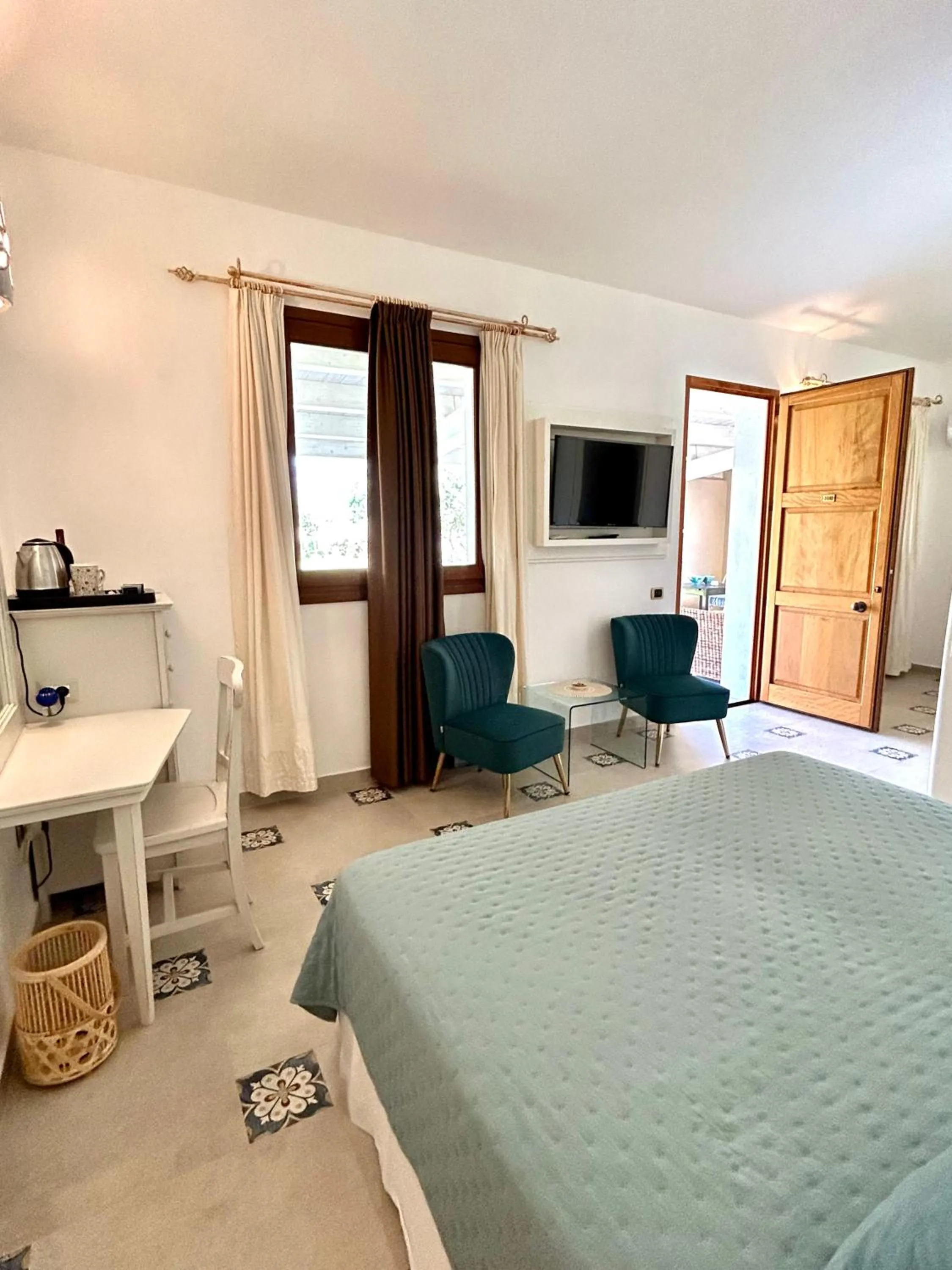 Bed in Villa Cavalieri Country Hotel