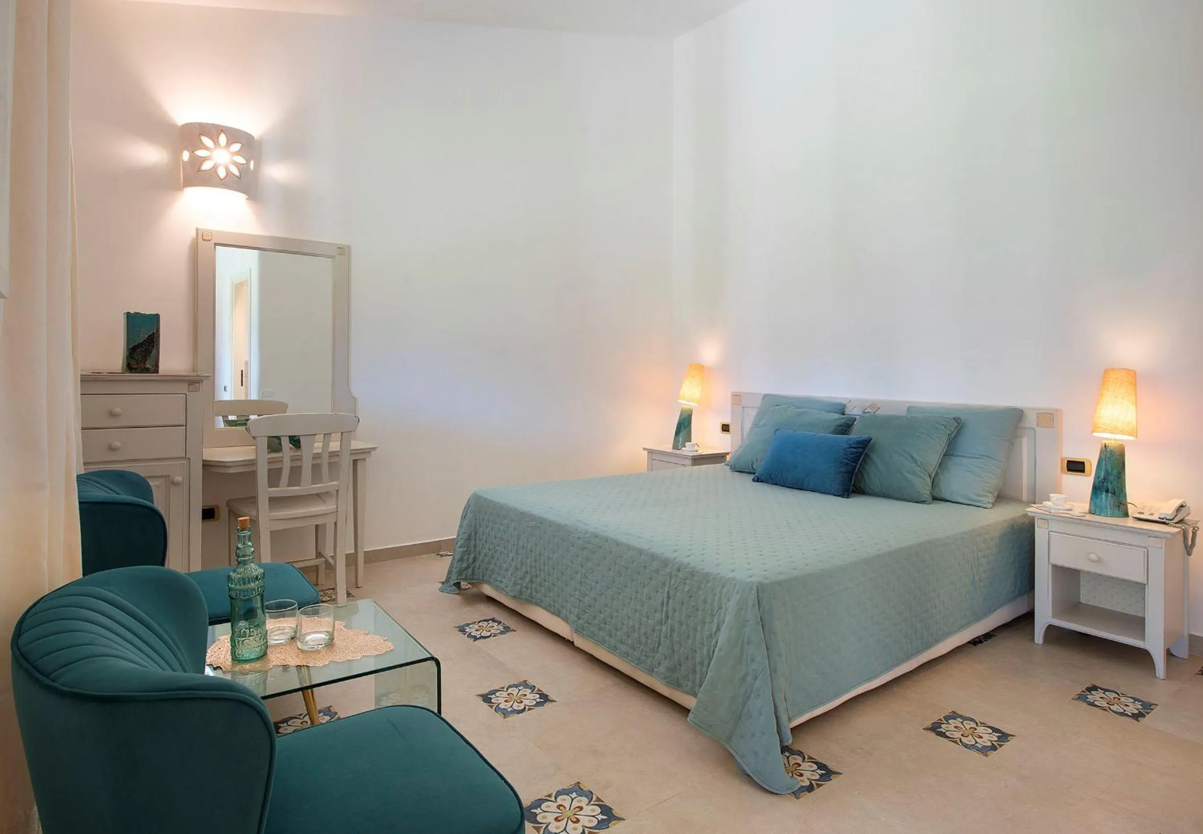 Bed in Villa Cavalieri Country Hotel