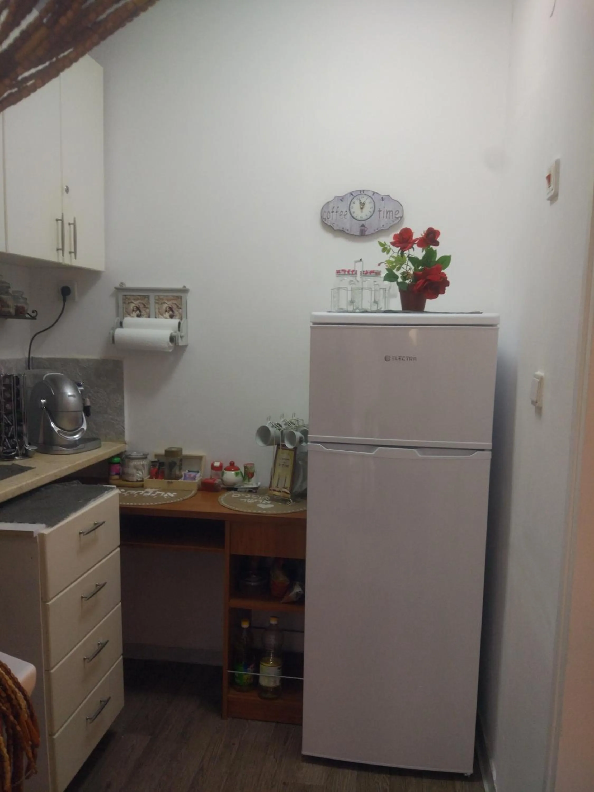 Coffee/tea facilities in Magic Touch