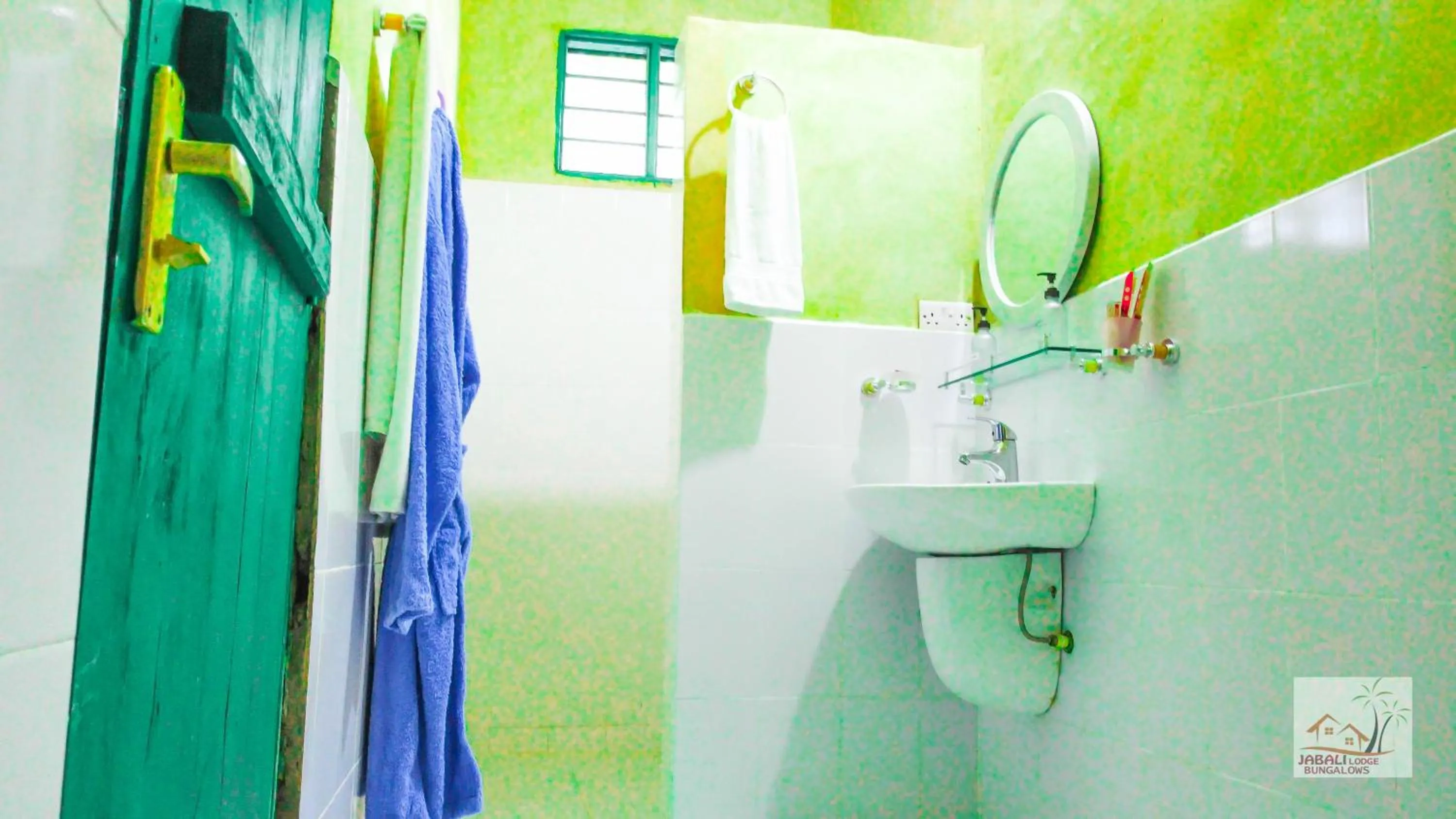 Bathroom in Jabali Bungalows Lodge