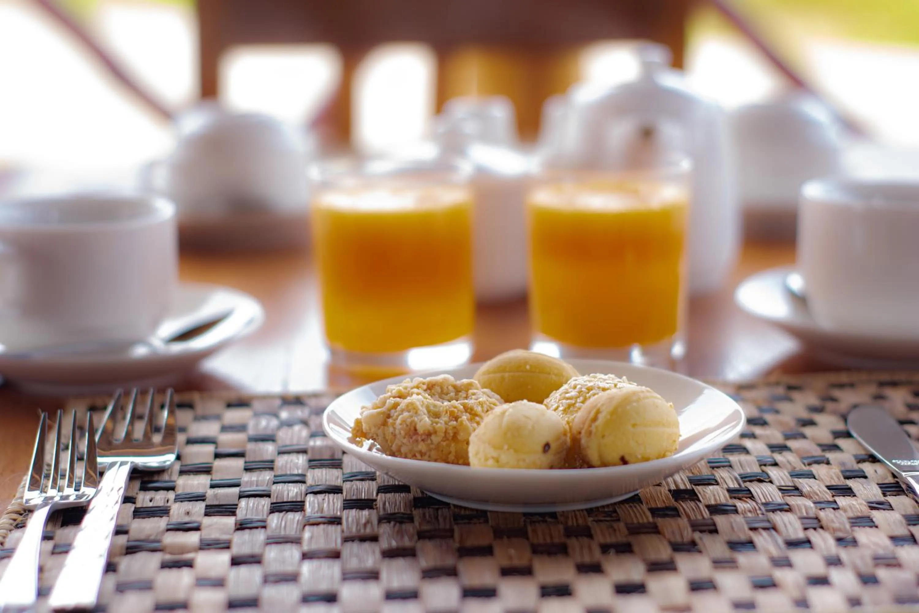 Food and drinks in Jabali Bungalows Lodge