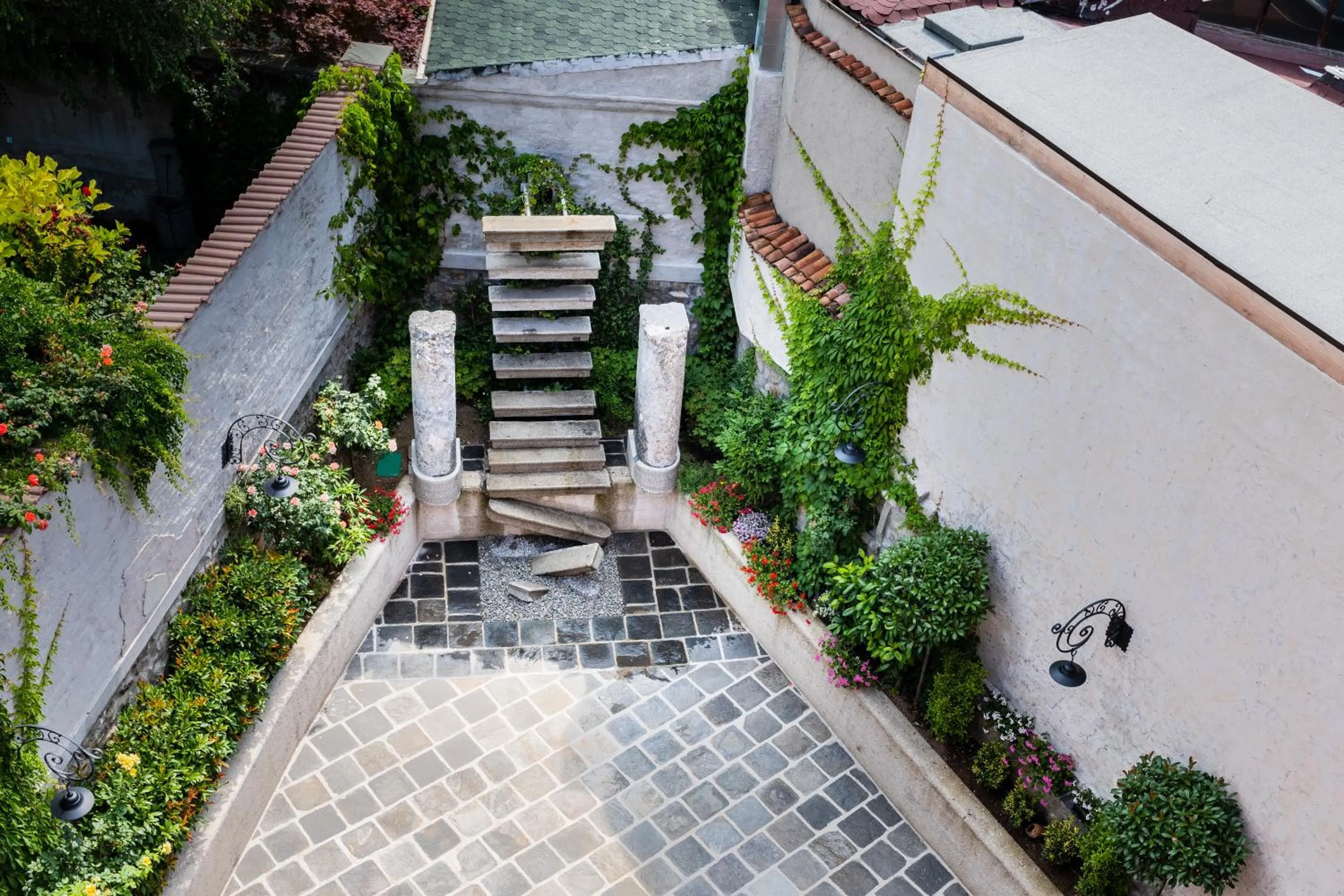 Patio in Villa Flavia Heritage Boutique Hotel
