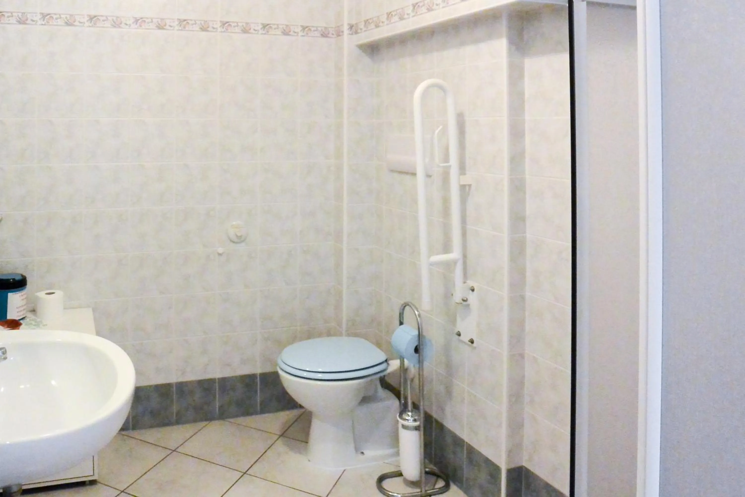 Bathroom in Albergo Meublè Abatjour