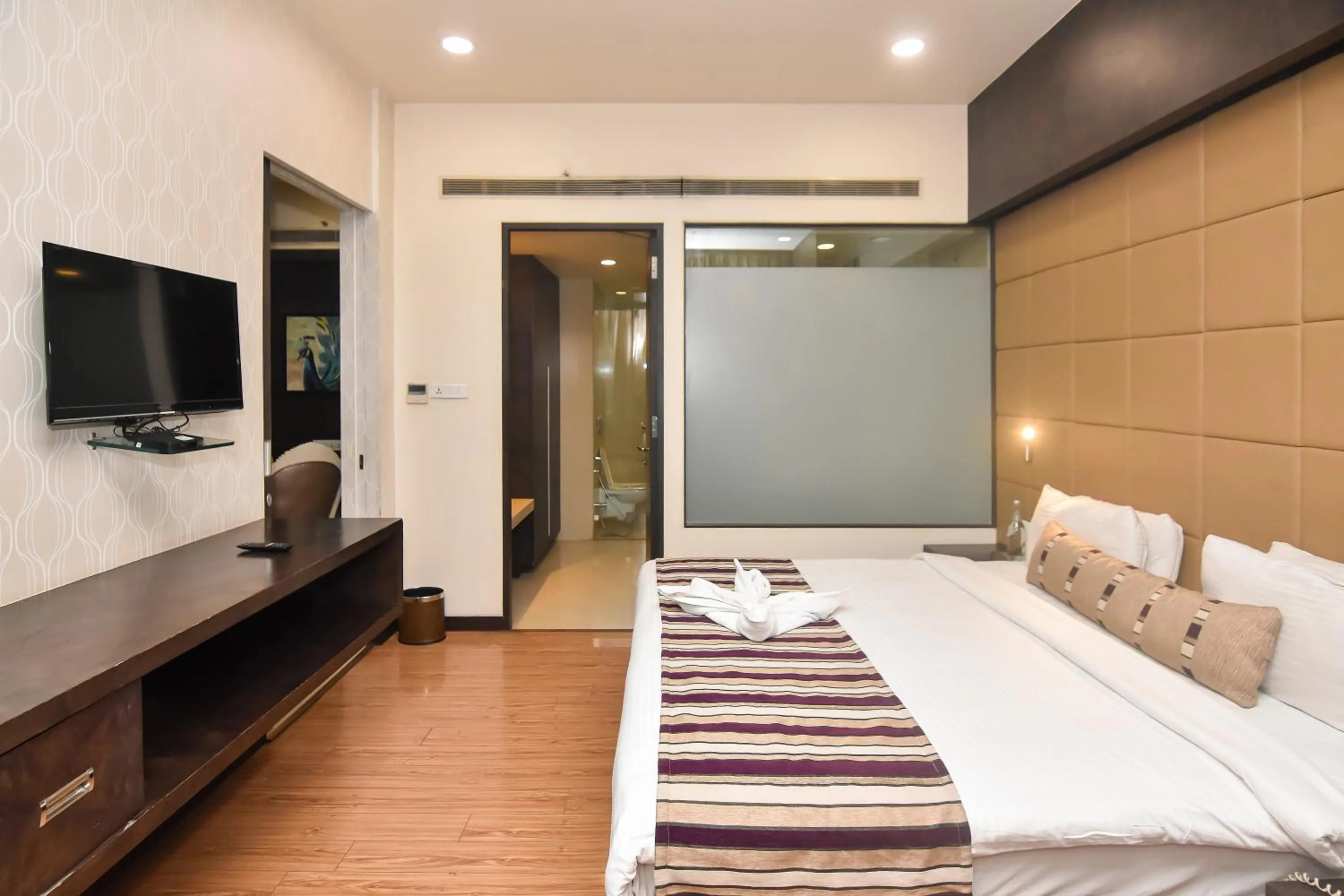 Bedroom, Bed in Regenta Central Grand Exotica