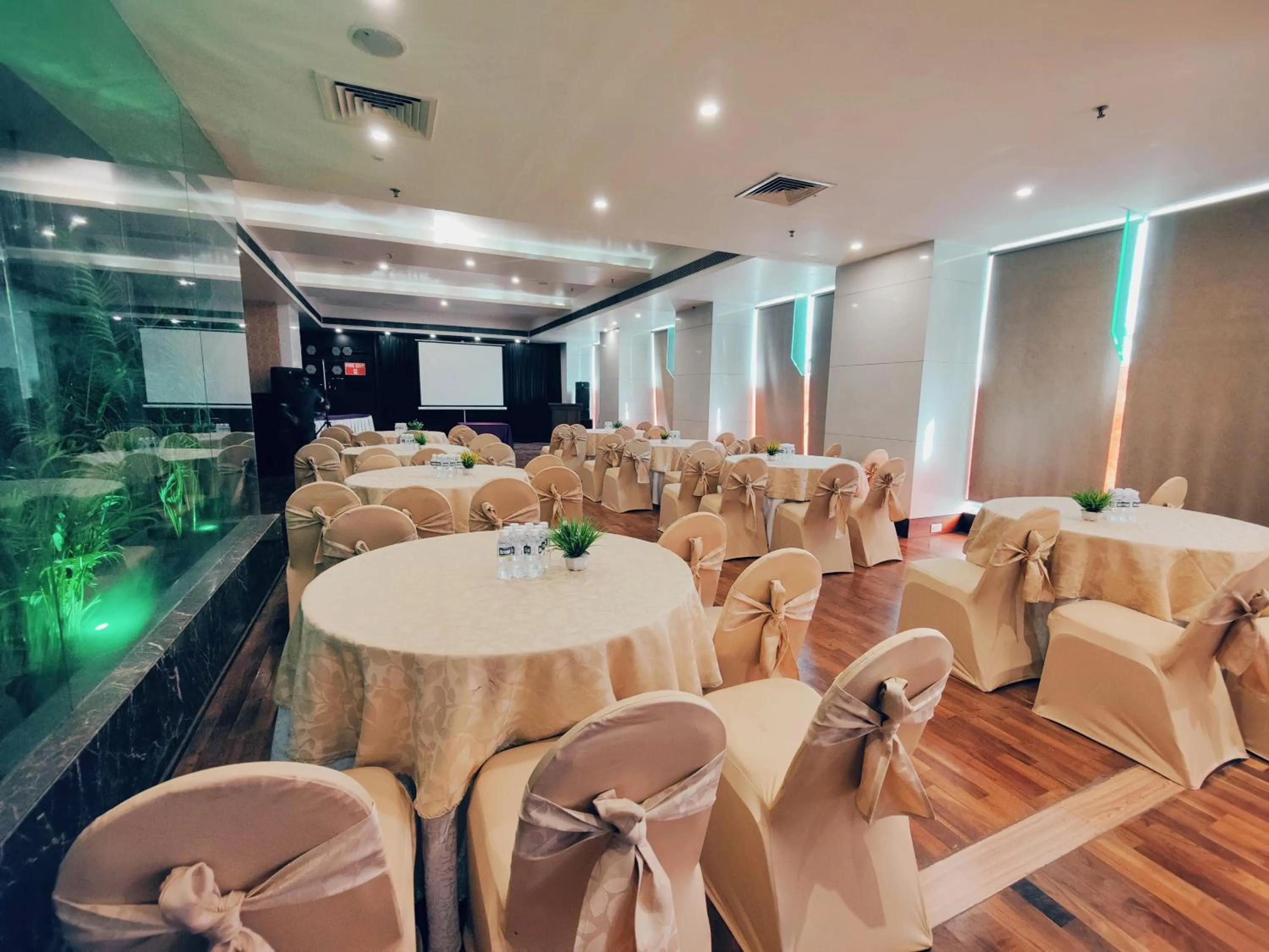 Meeting/conference room in Regenta Central Grand Exotica