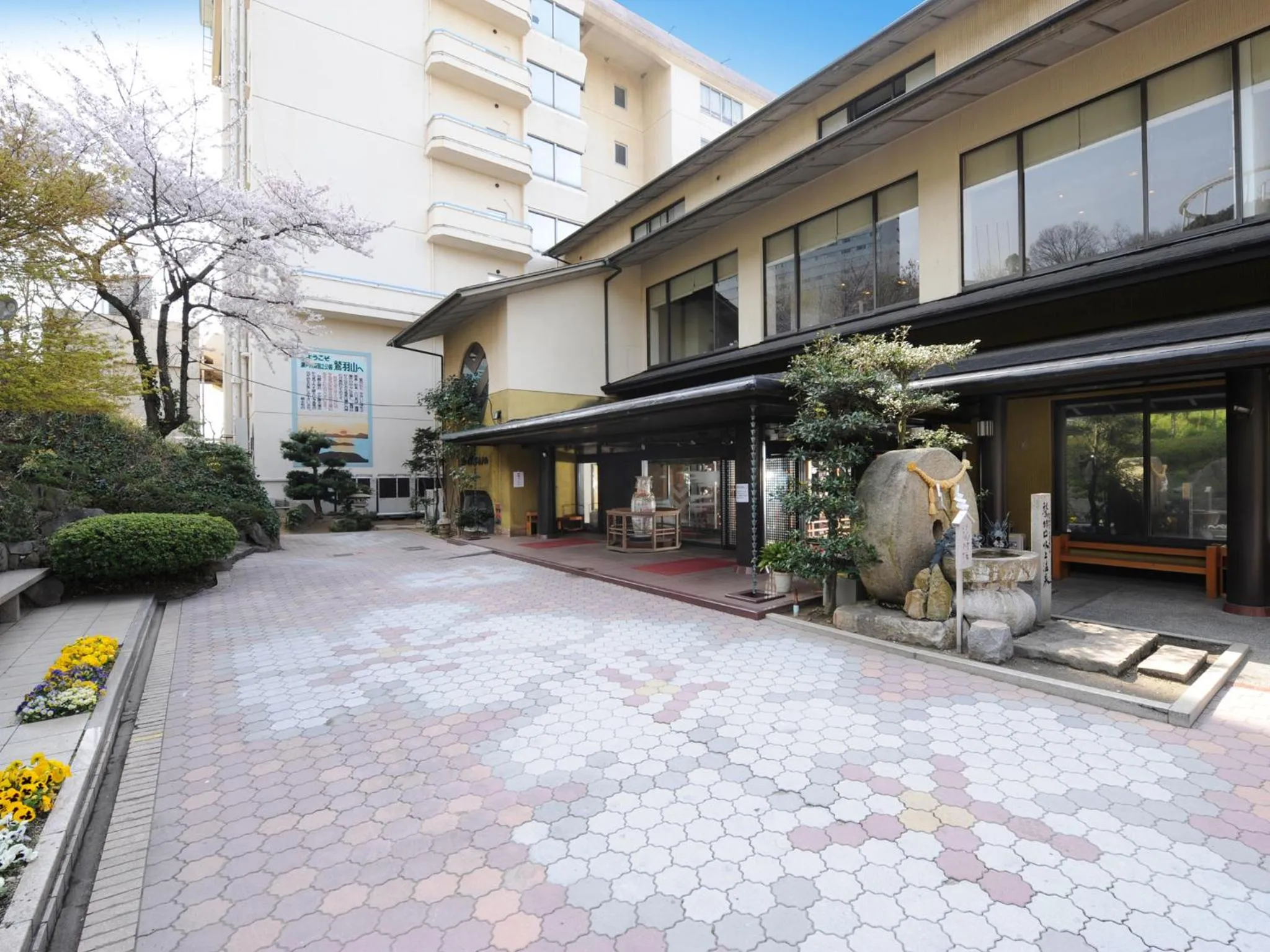 Facade/entrance in Washu Blue Resort風籠 Kasago