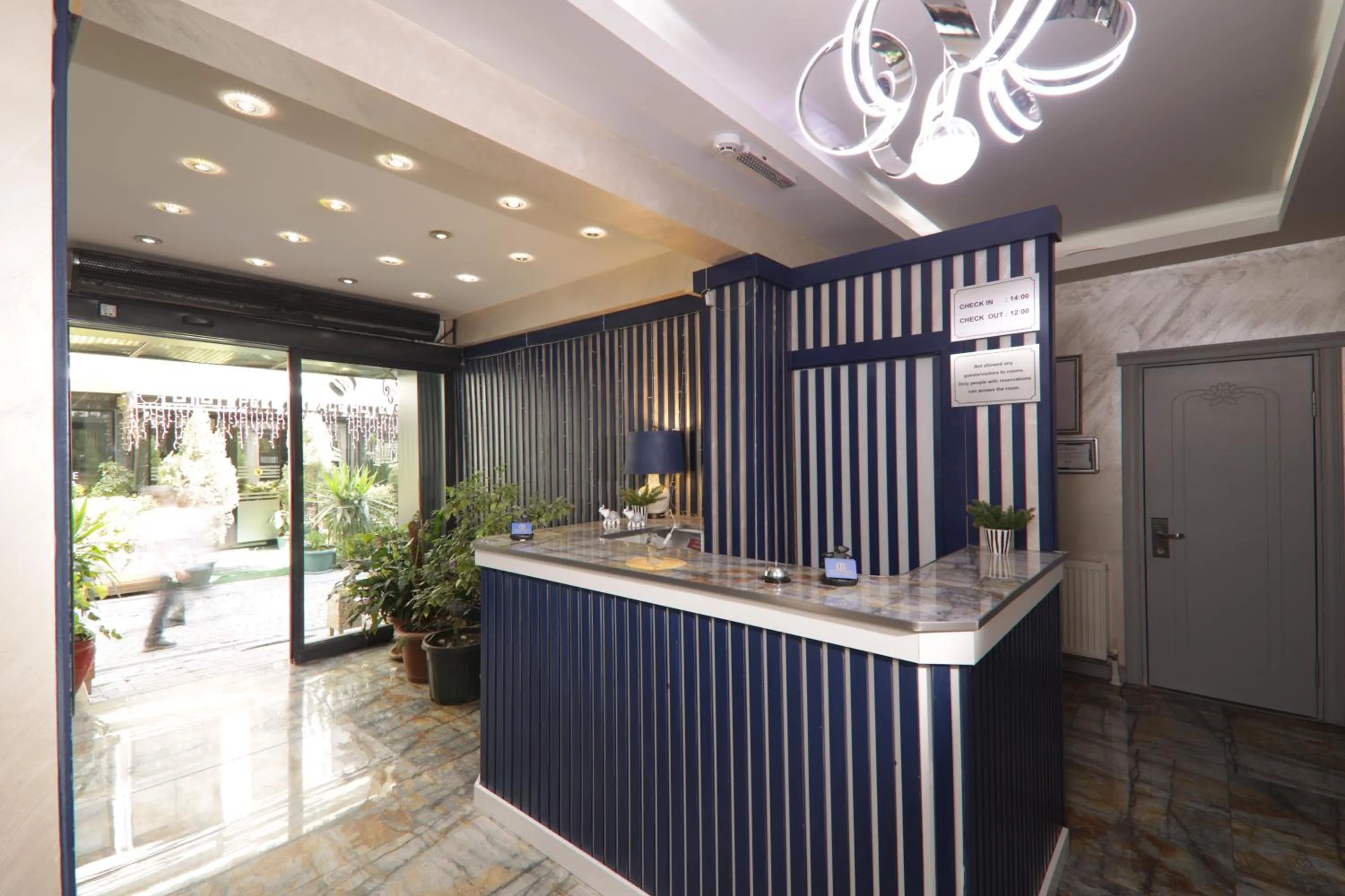 Lobby or reception in BALPETEK HOTEL