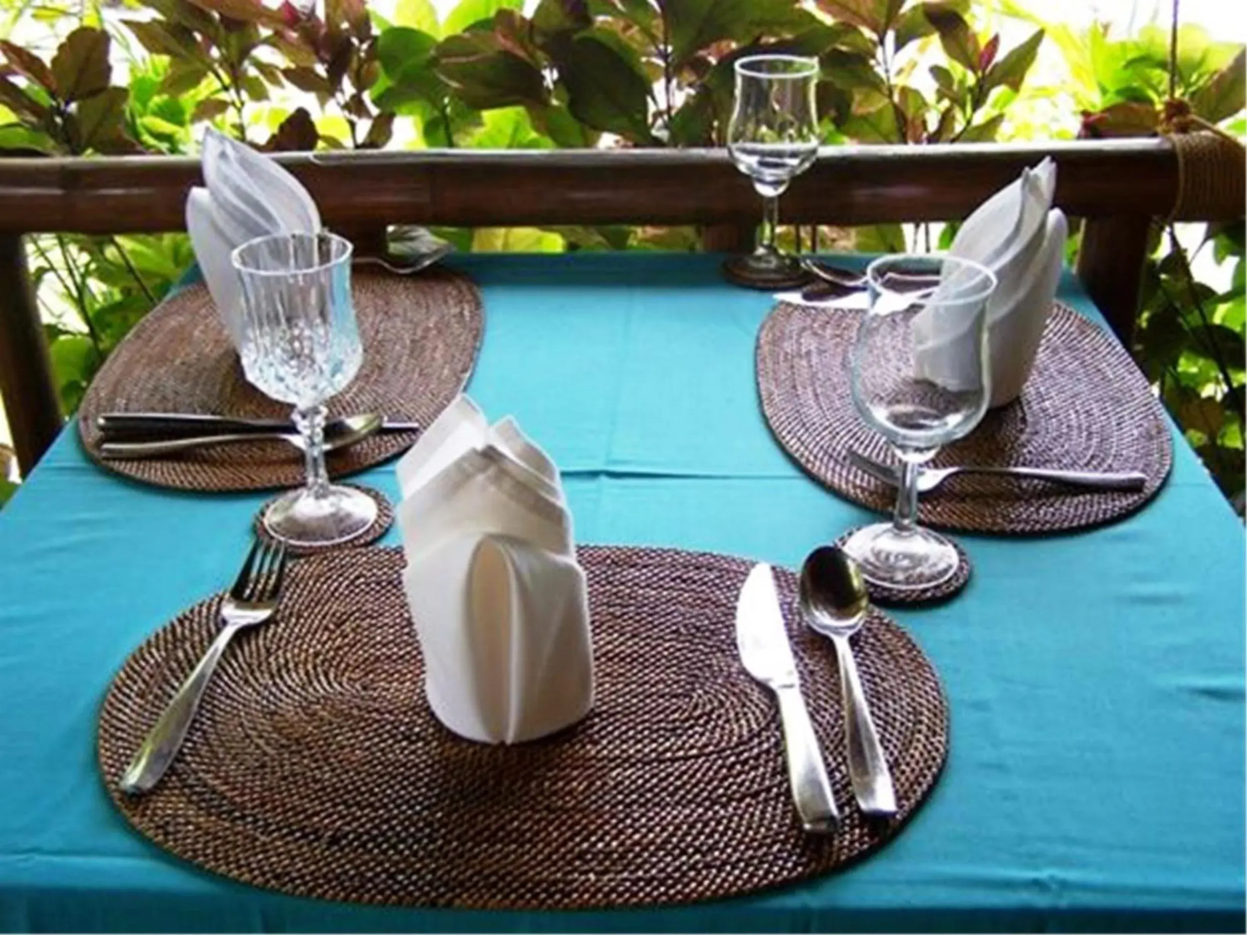 Restaurant/places to eat in Lazi Beach Club Resort Restaurant/places to eat in Lazi Beach Club Resort