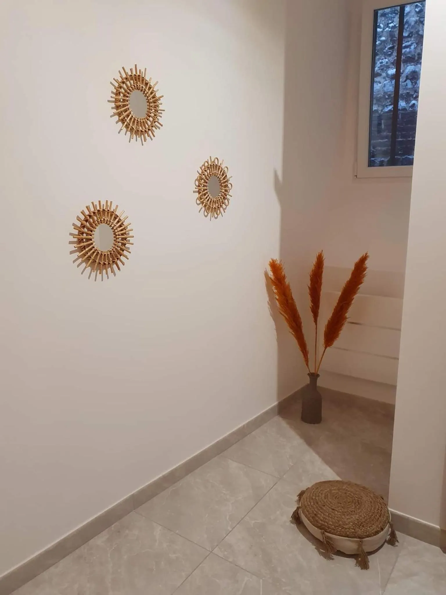 Inner courtyard view in LA FORTERESSE - Jacuzzi/Sauna - Centre Historique