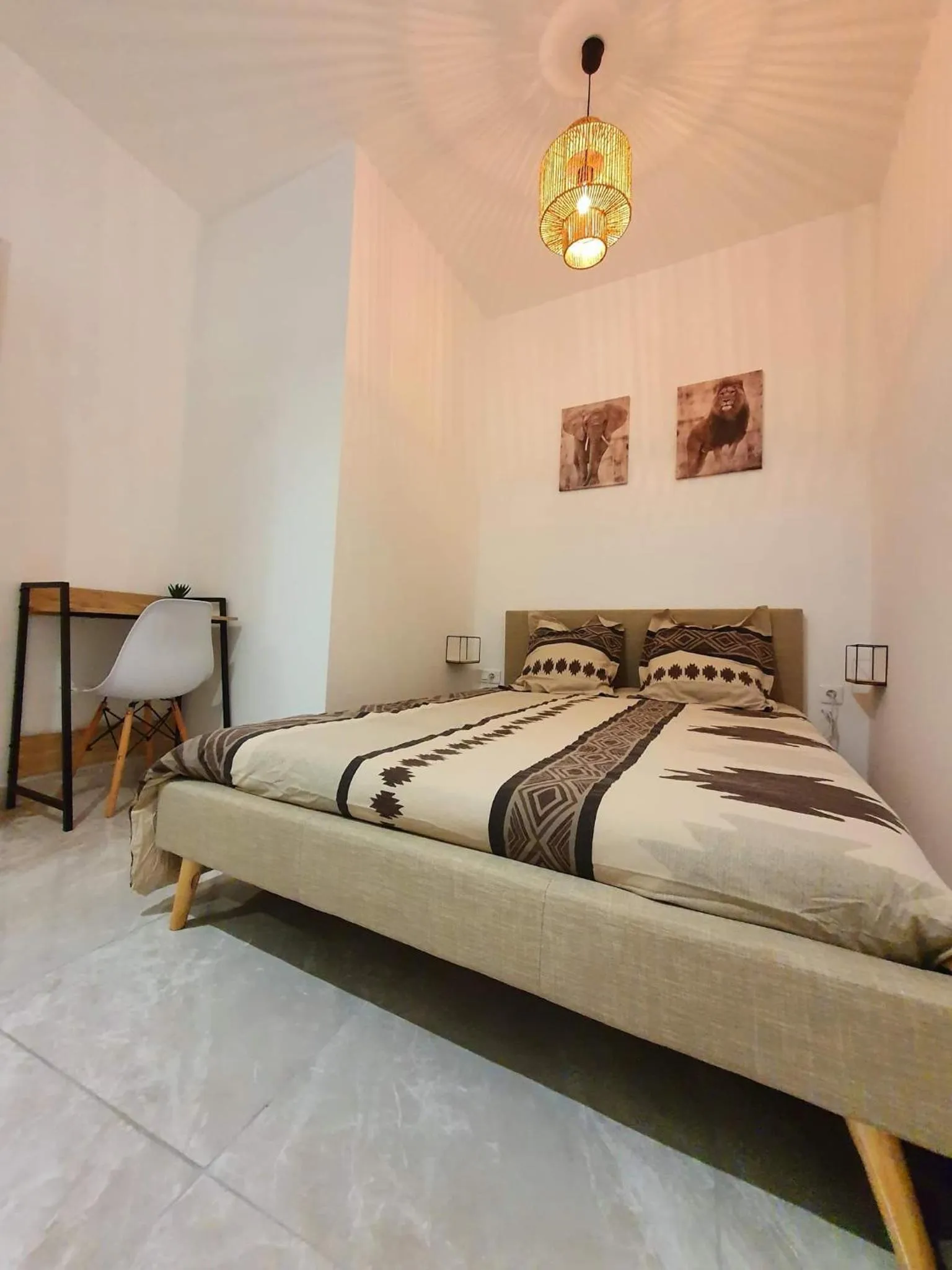 Bedroom in LA FORTERESSE - Jacuzzi/Sauna - Centre Historique