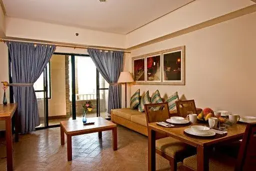 Living room in Canyon Cove Hotel and Spa Living room in Canyon Cove Hotel and Spa