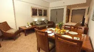 Living room in Canyon Cove Hotel and Spa Living room in Canyon Cove Hotel and Spa