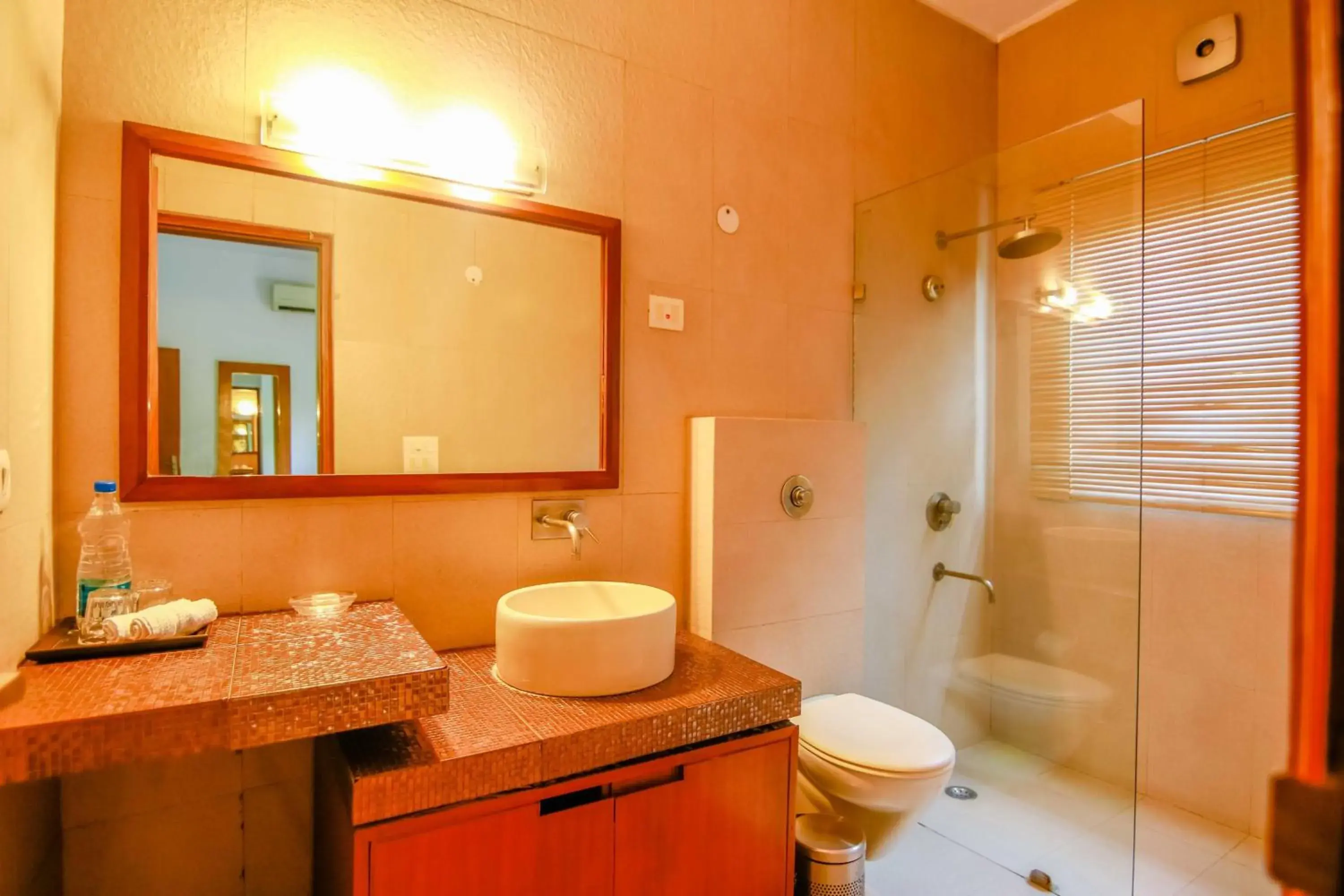 Bathroom in Thikana Delhi ( Boutique B&B)