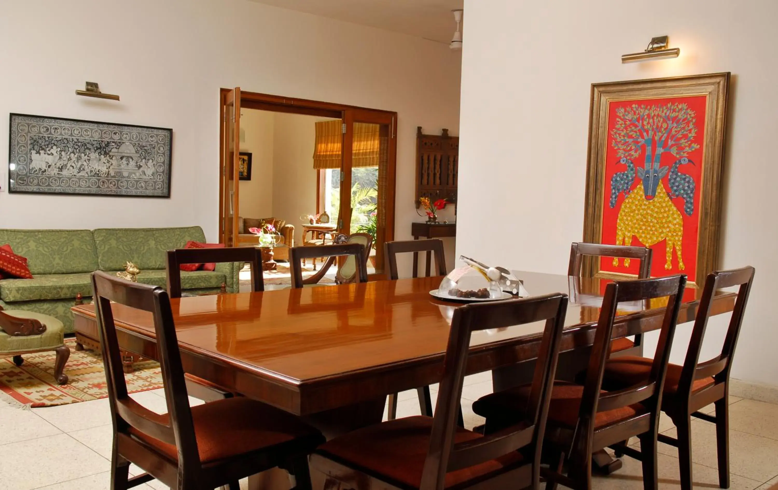 Seating area, Restaurant/Places to Eat in Thikana Delhi ( Boutique B&B)