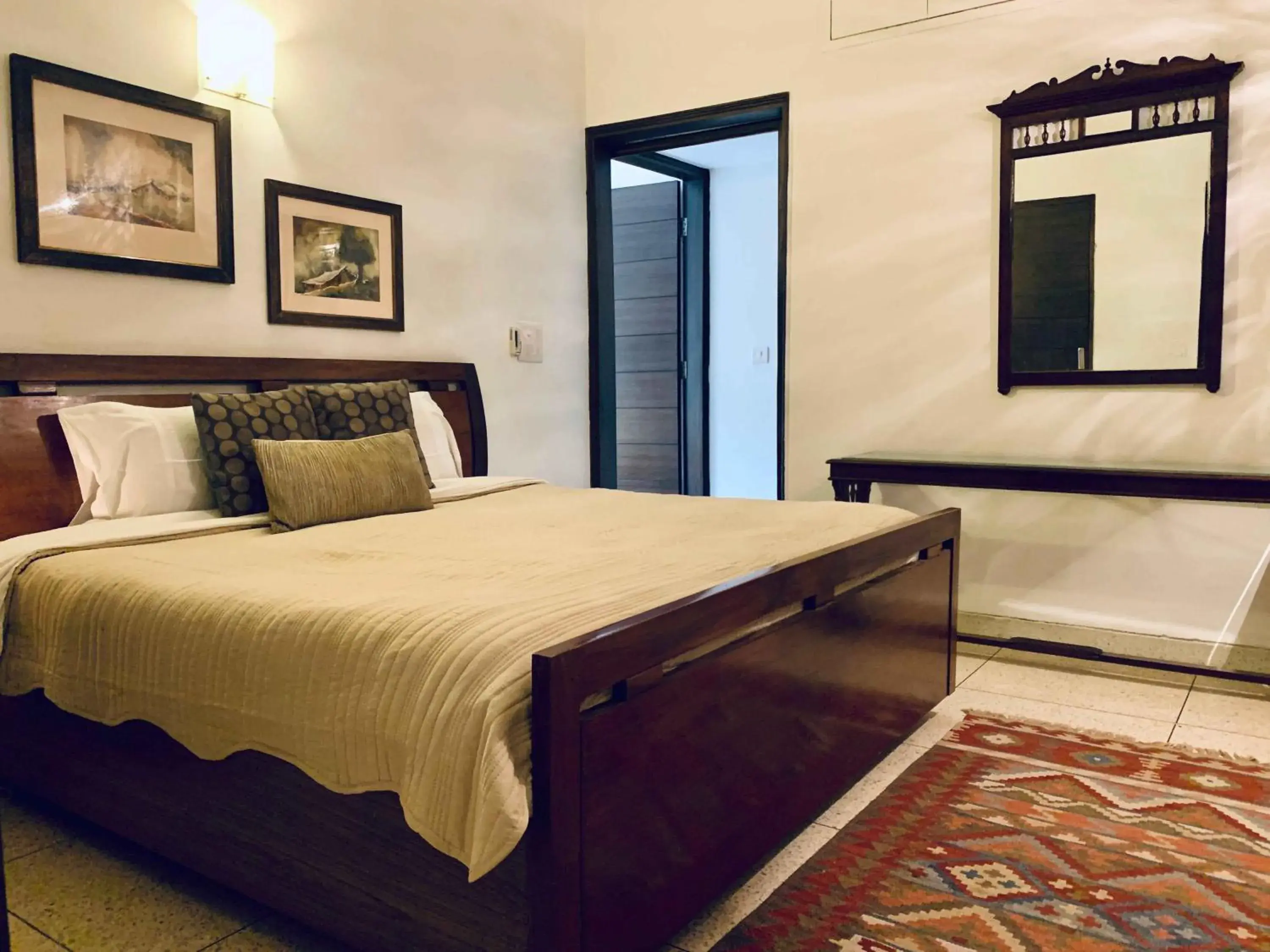 Bedroom, Bed in Thikana Delhi ( Boutique B&B)