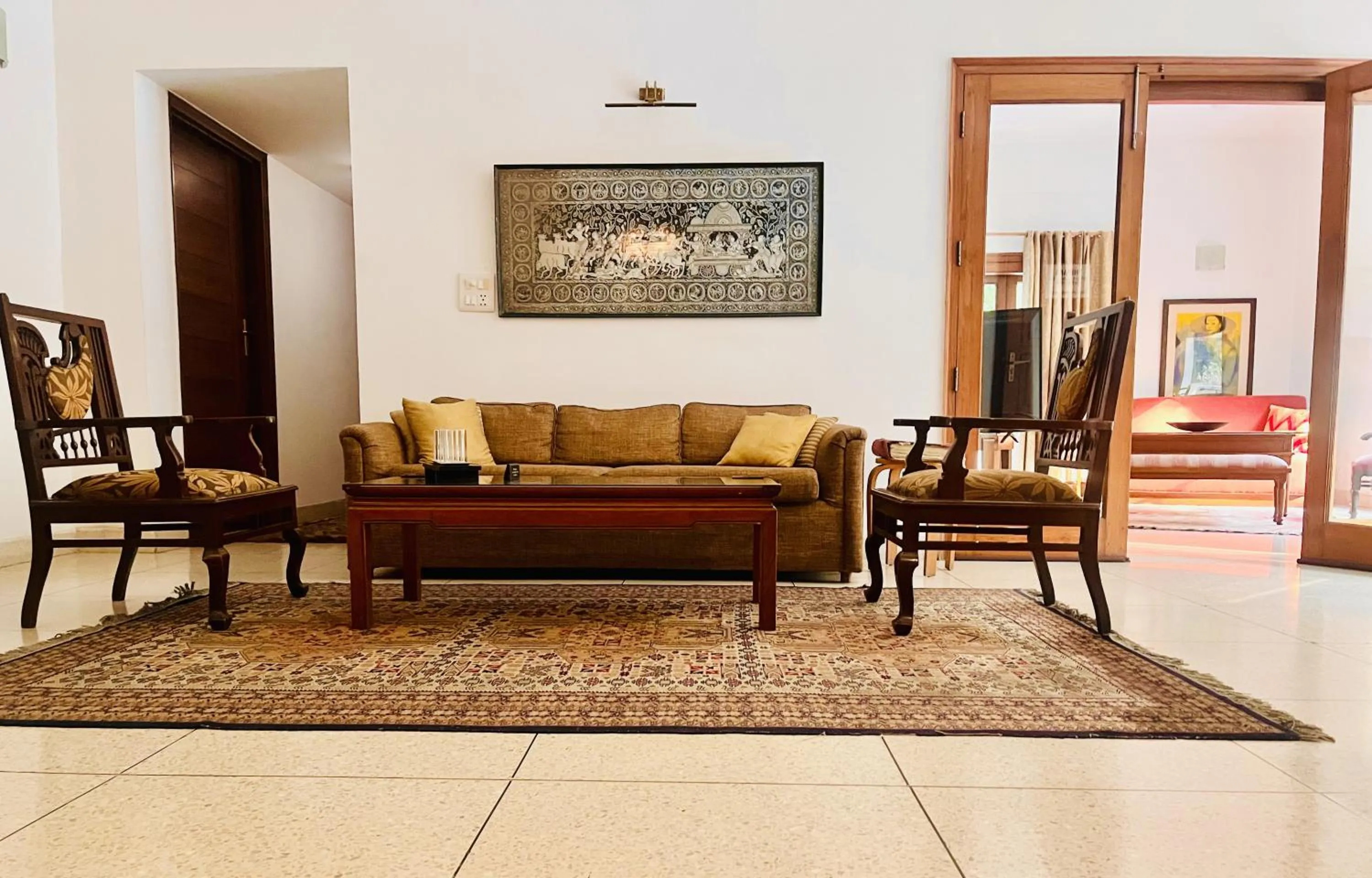 Lobby or reception in Thikana Delhi ( Boutique B&B)