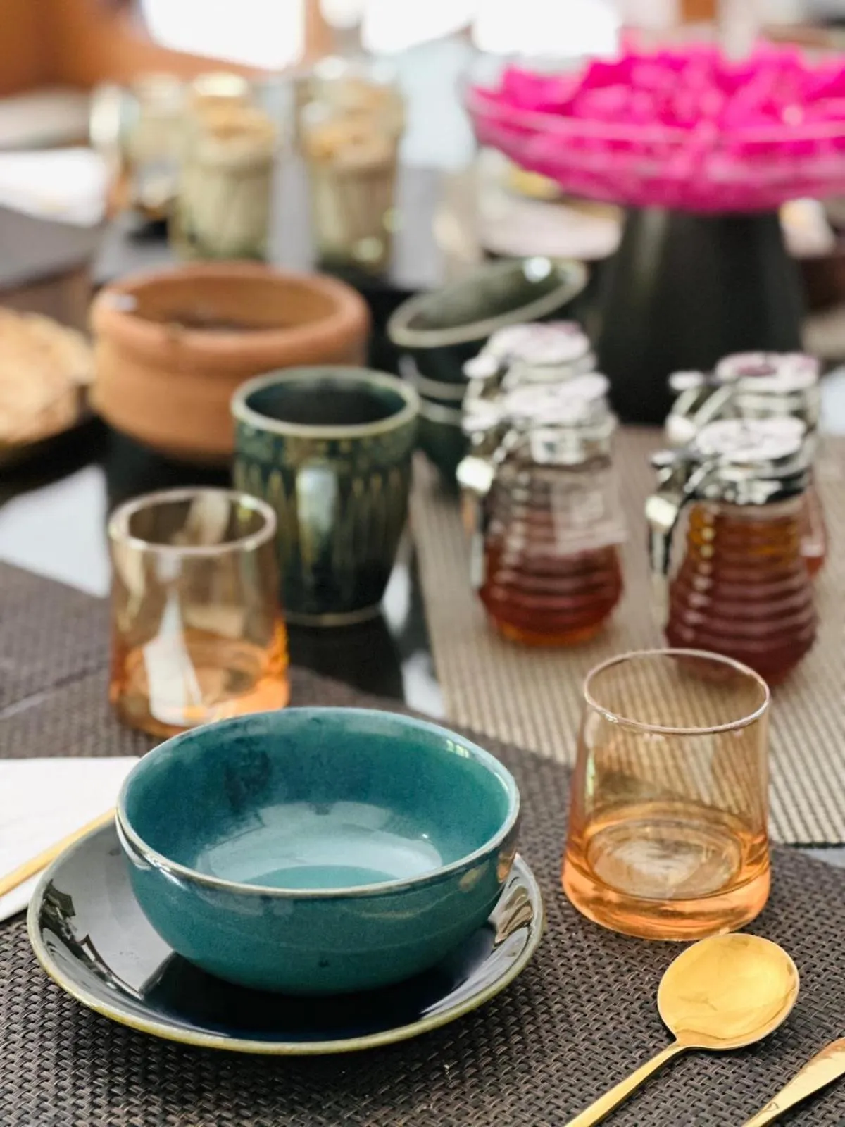 Food and drinks in Thikana Delhi ( Boutique B&B)