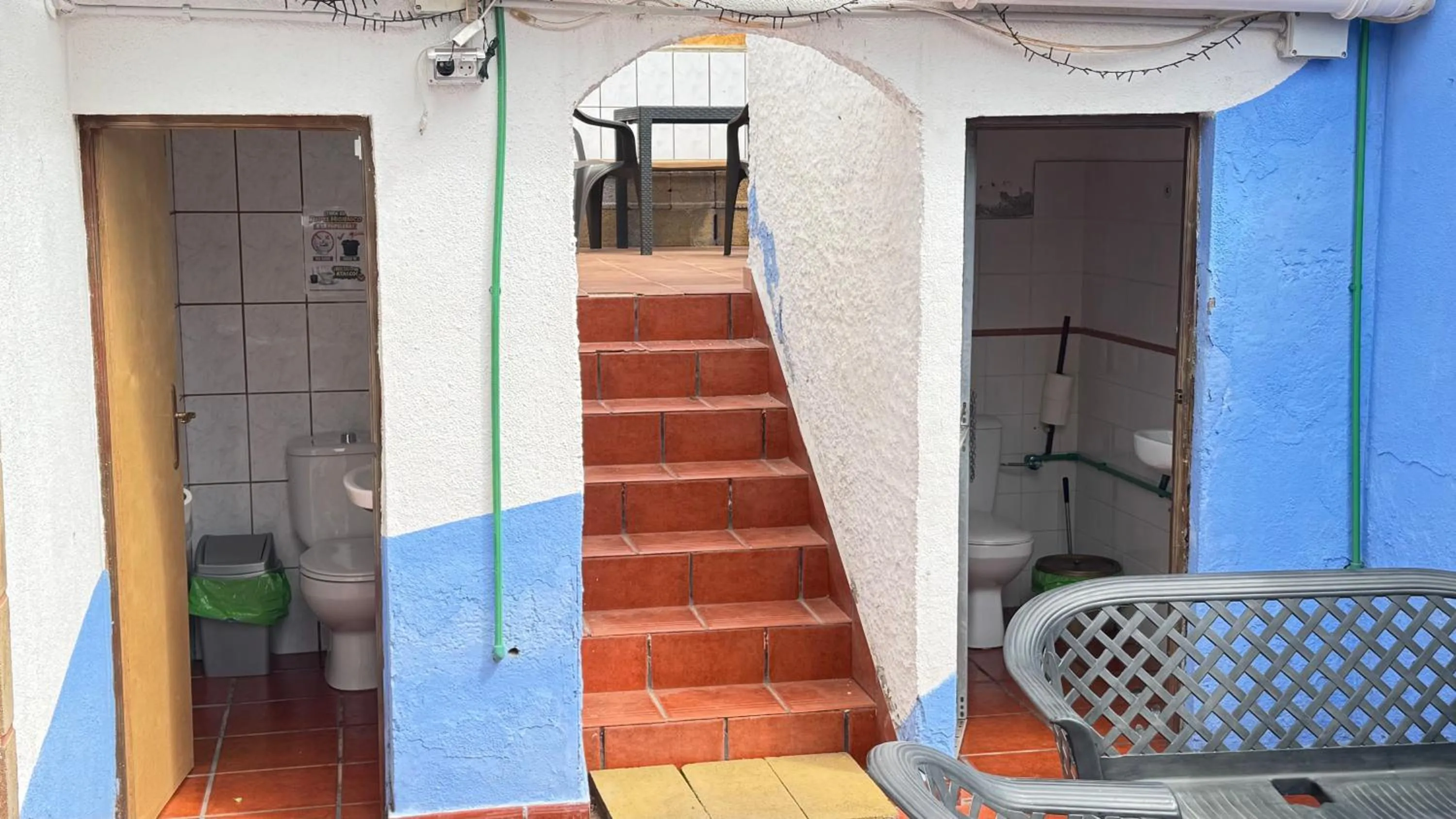 Toilet in 7 Calcosas