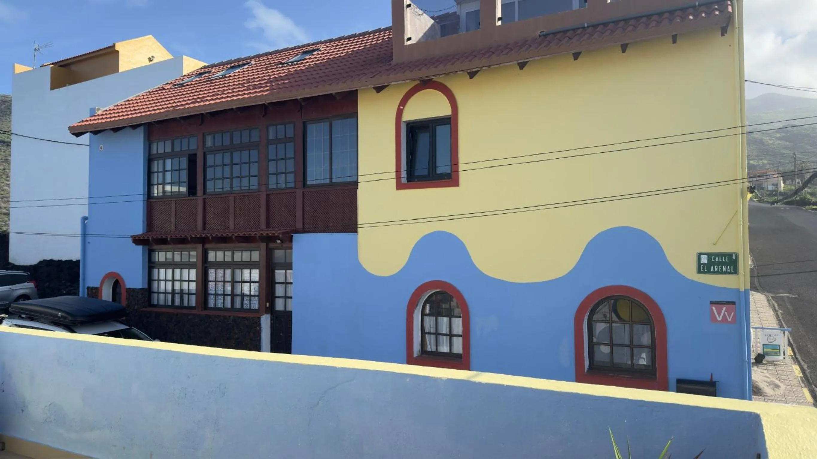 Property building in 7 Calcosas