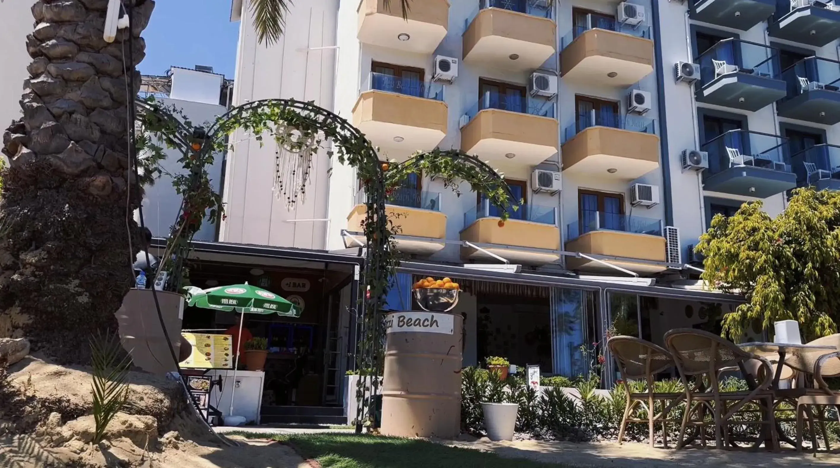 Reis Beach Hotel Reis Beach Hotel