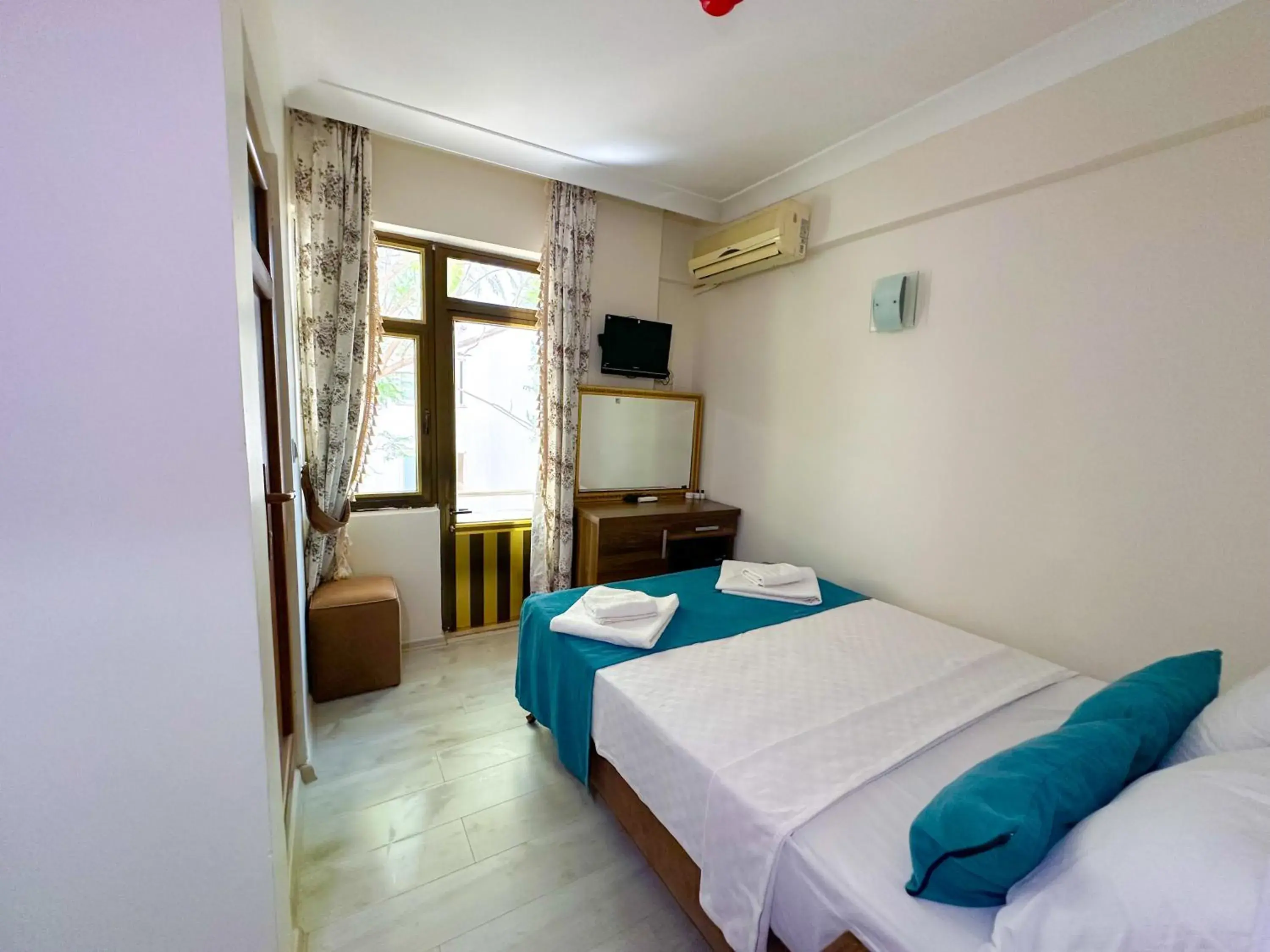 Double Room with Garden View in Reis Beach Hotel Double Room with Garden View in Reis Beach Hotel