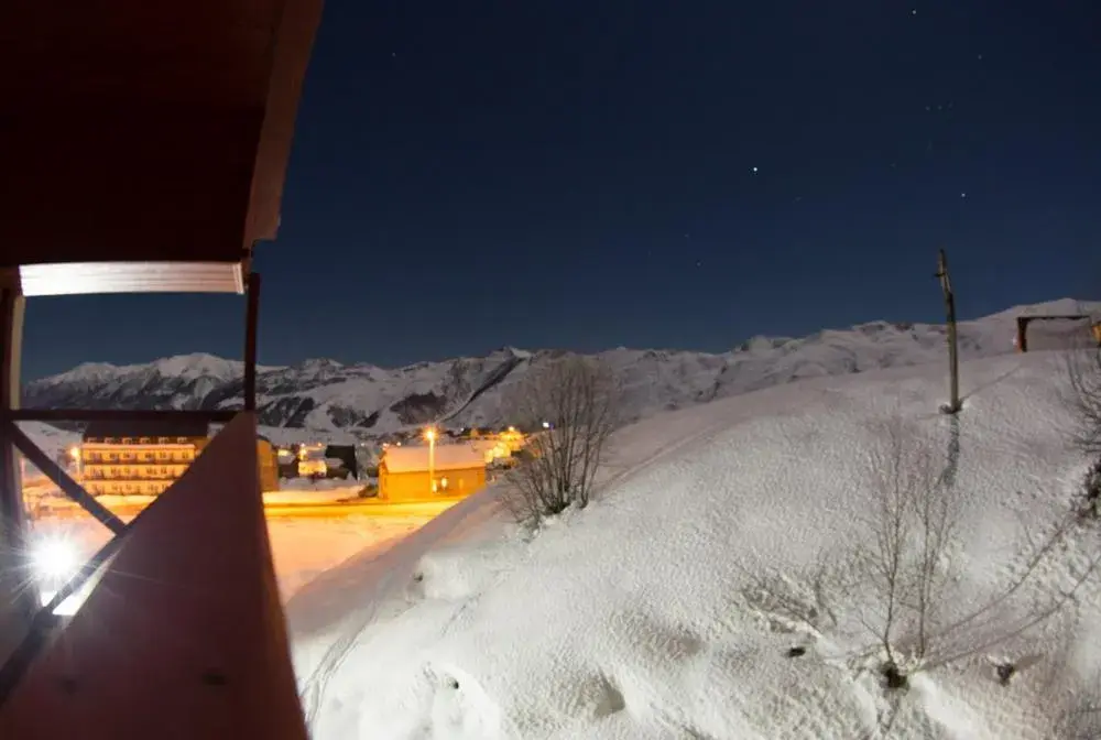 Property building in Hotel Deka Gudauri Property building in Hotel Deka Gudauri