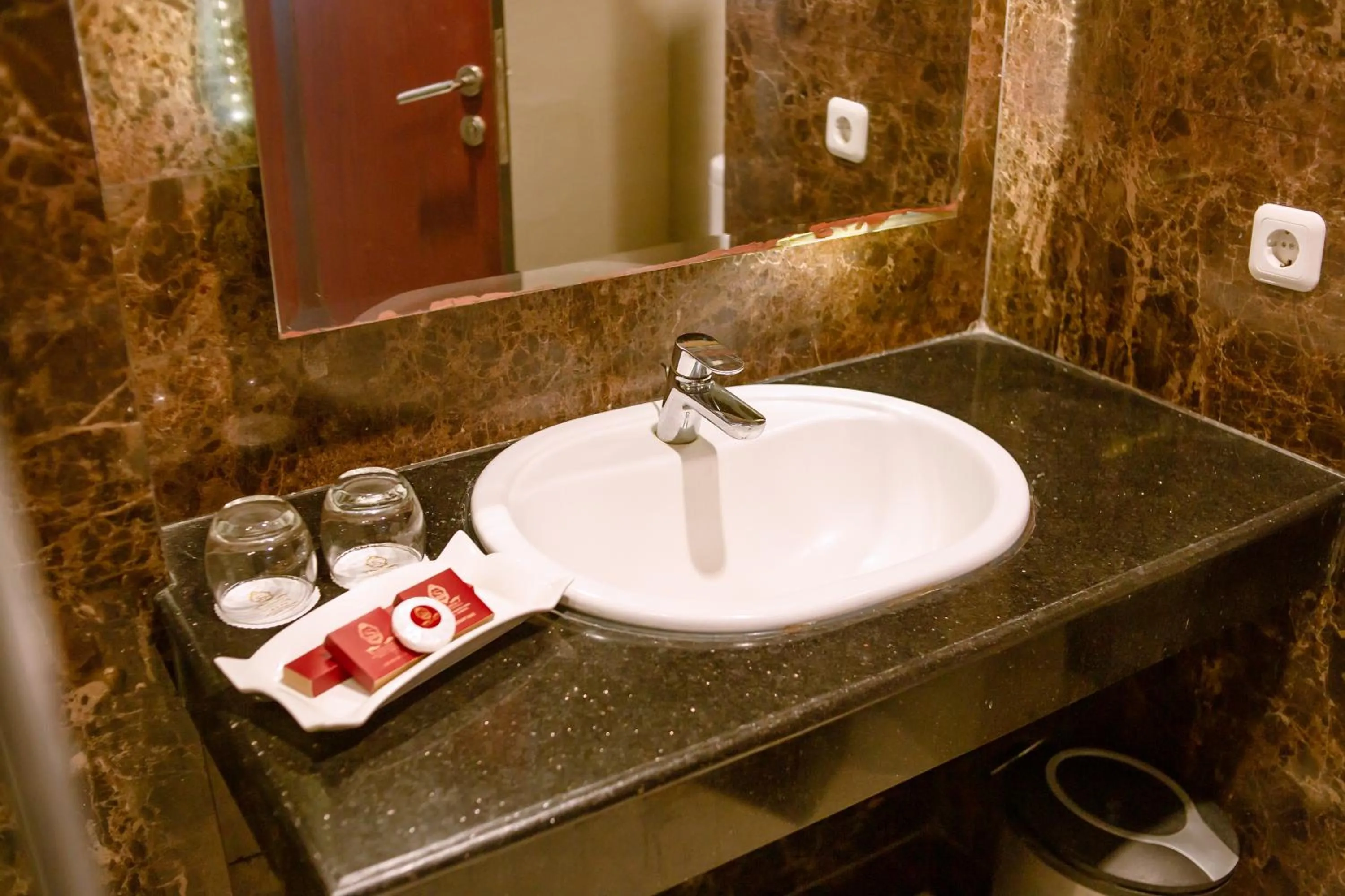 Sutanraja Hotel & Convention Centre