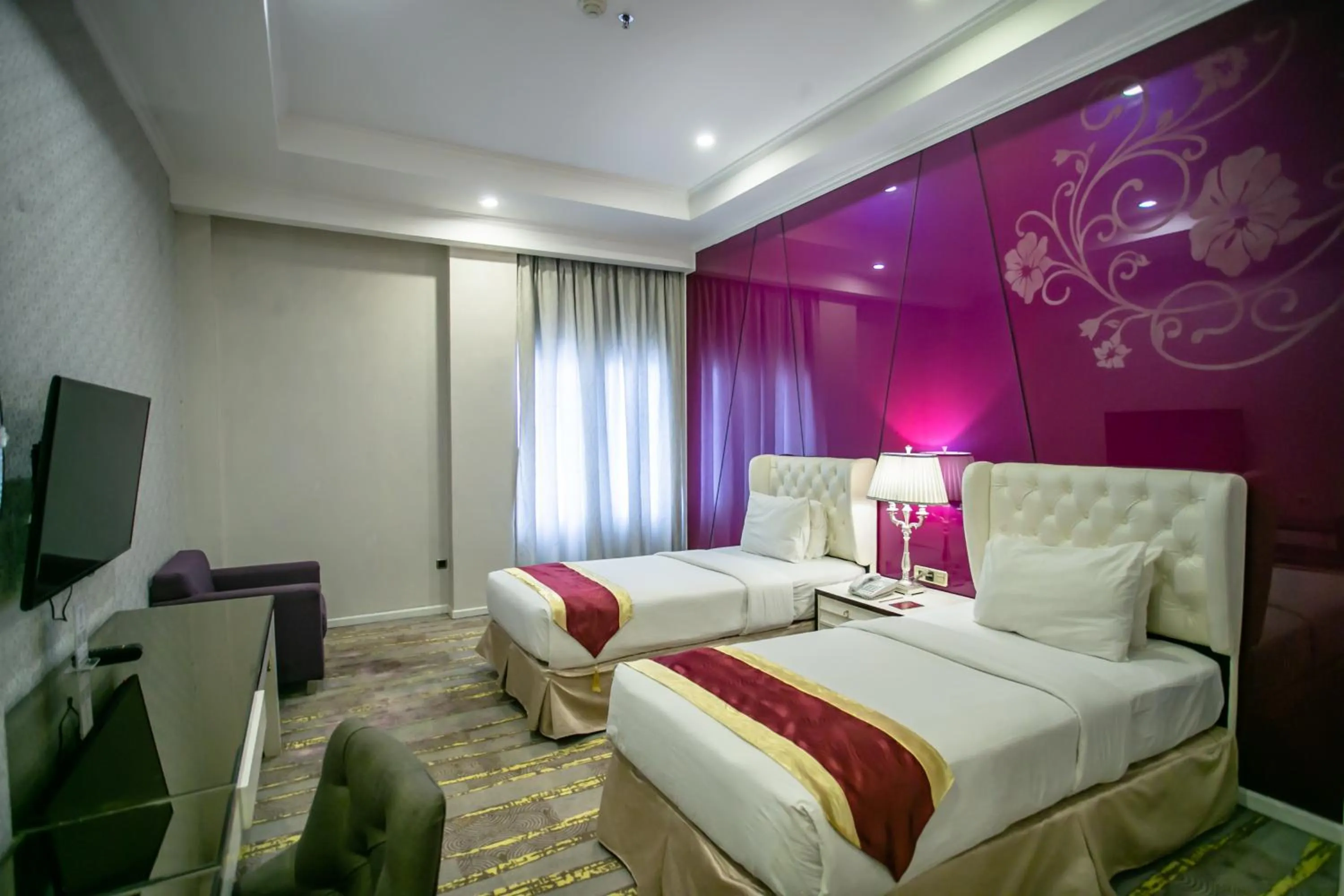 Bed in Sutanraja Hotel & Convention Centre