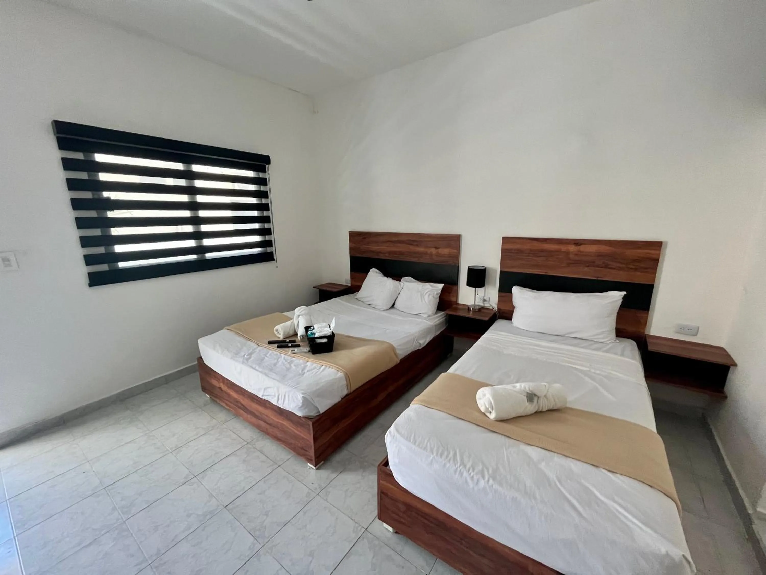 Photo of the whole room, Bed in BALAM Playa - 15Th Ave