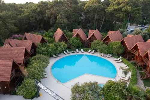 Woodline Hotel