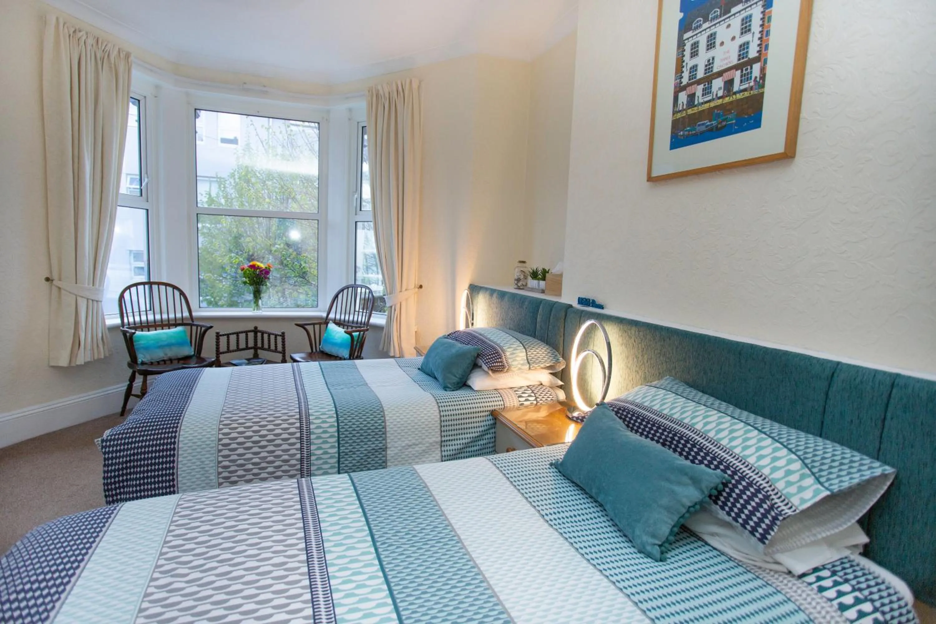 Photo of the whole room, Bed in Mariners Guest House