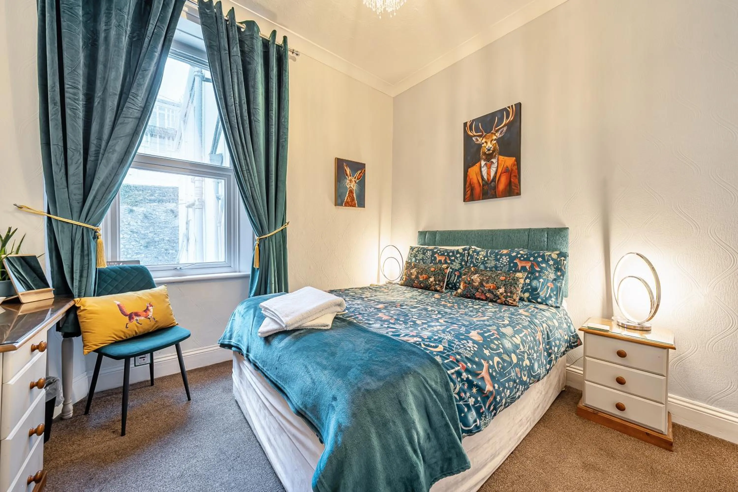 Bedroom, Bed in Mariners Guest House