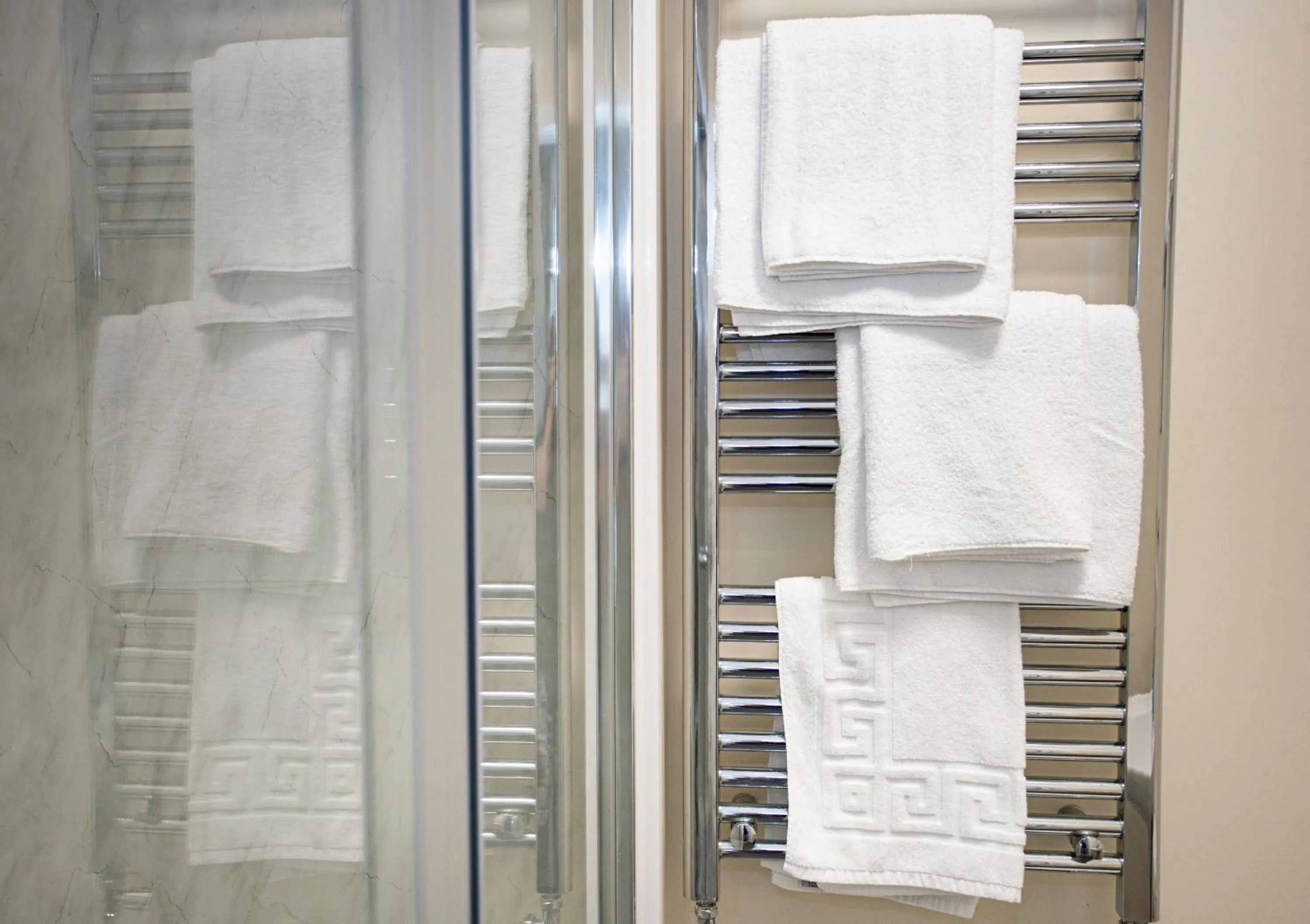Bathroom in Mariners Guest House