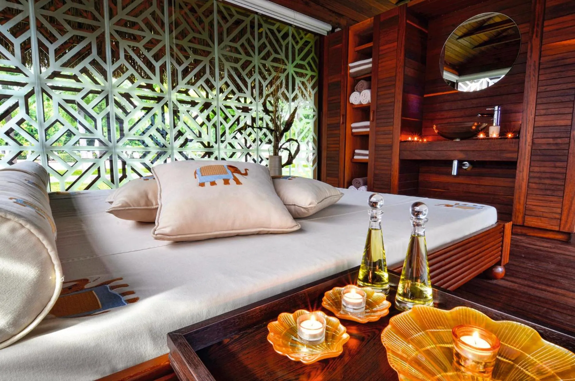 Bed in Gloria Serenity Resort