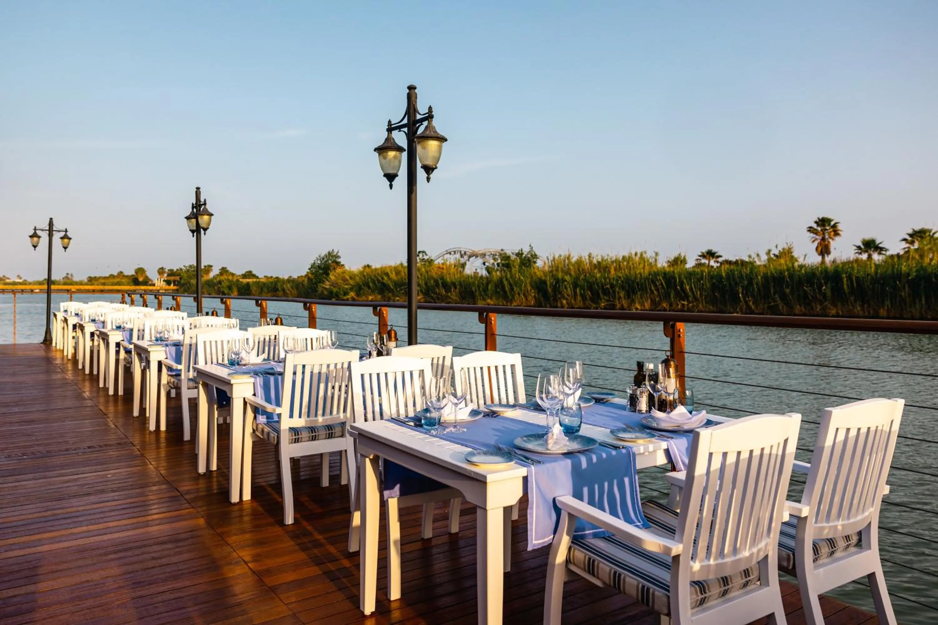 Restaurant/places to eat in Gloria Serenity Resort